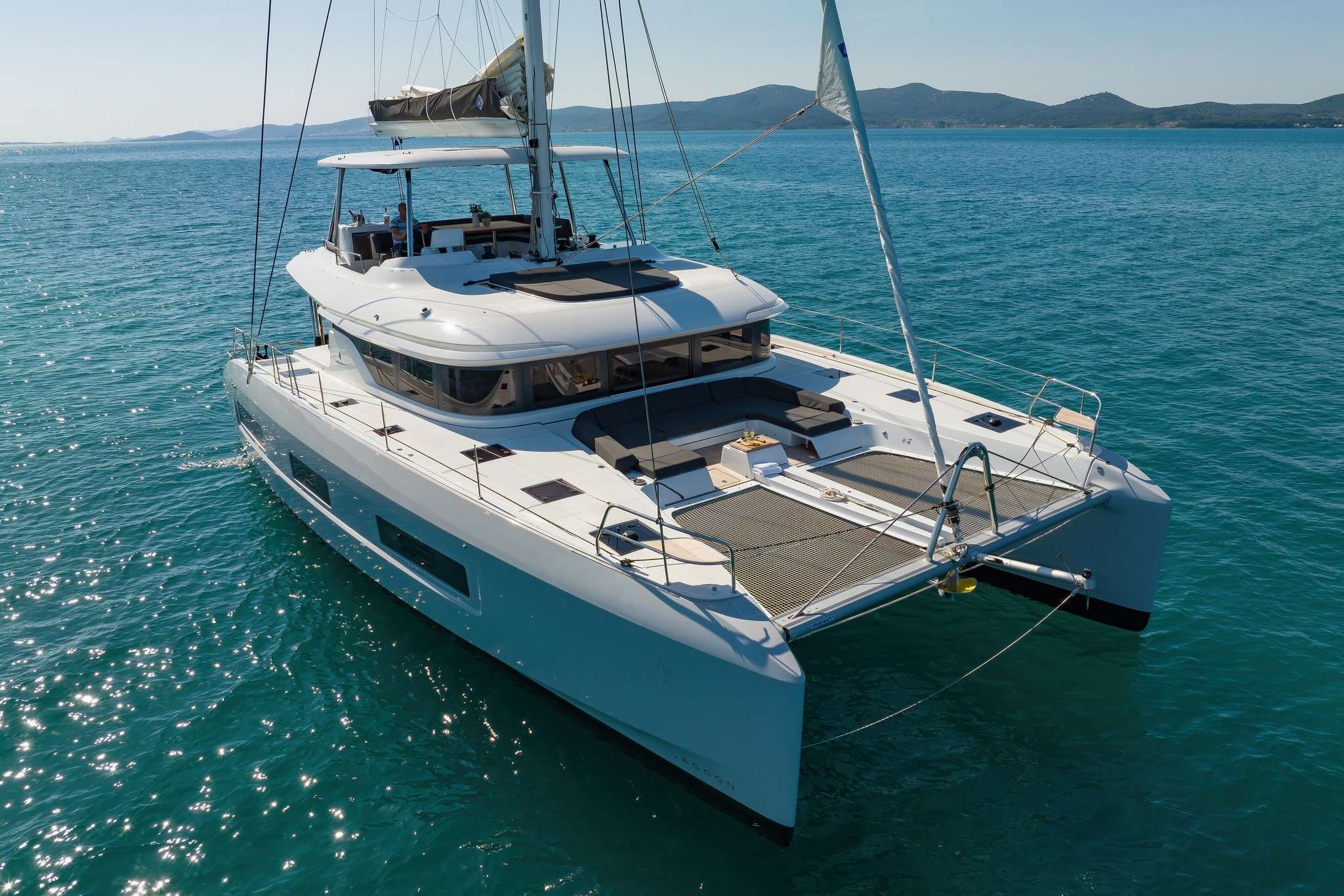 CHAMPAGNE PLEASE - Katamaran içinde Kaštel Gomilica