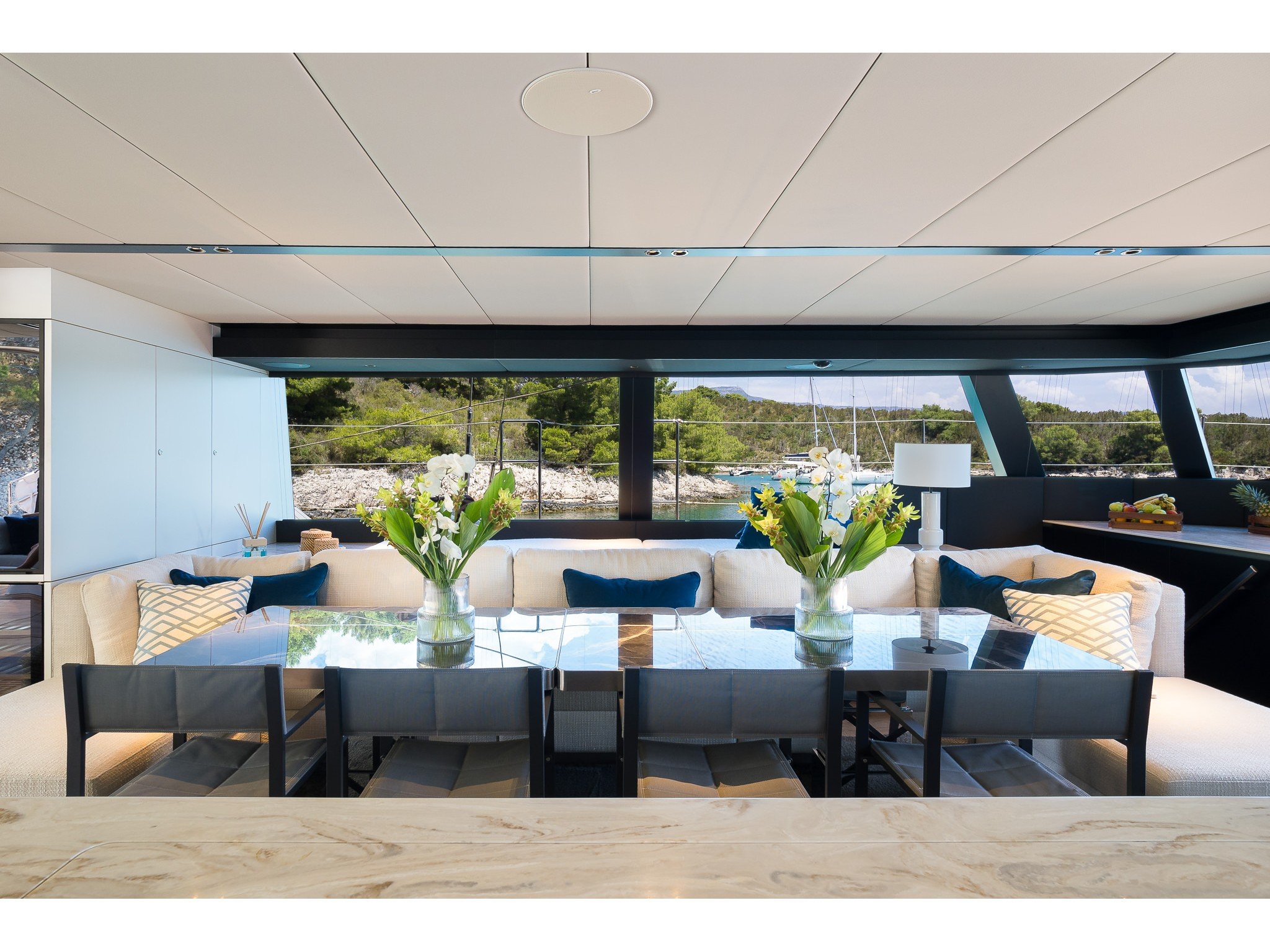 n + 1 - Catamaran in Kaštel Gomilica