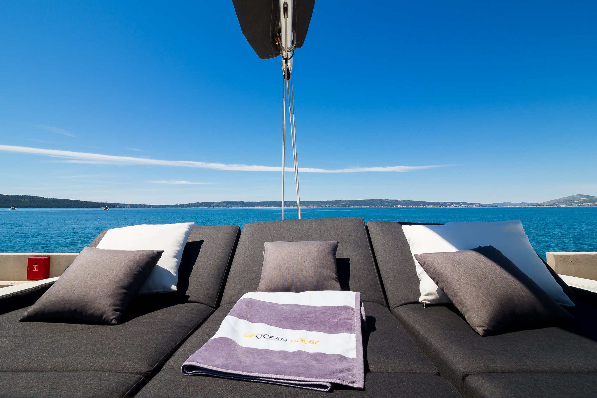 BADI - Catamaran in Kaštel Gomilica