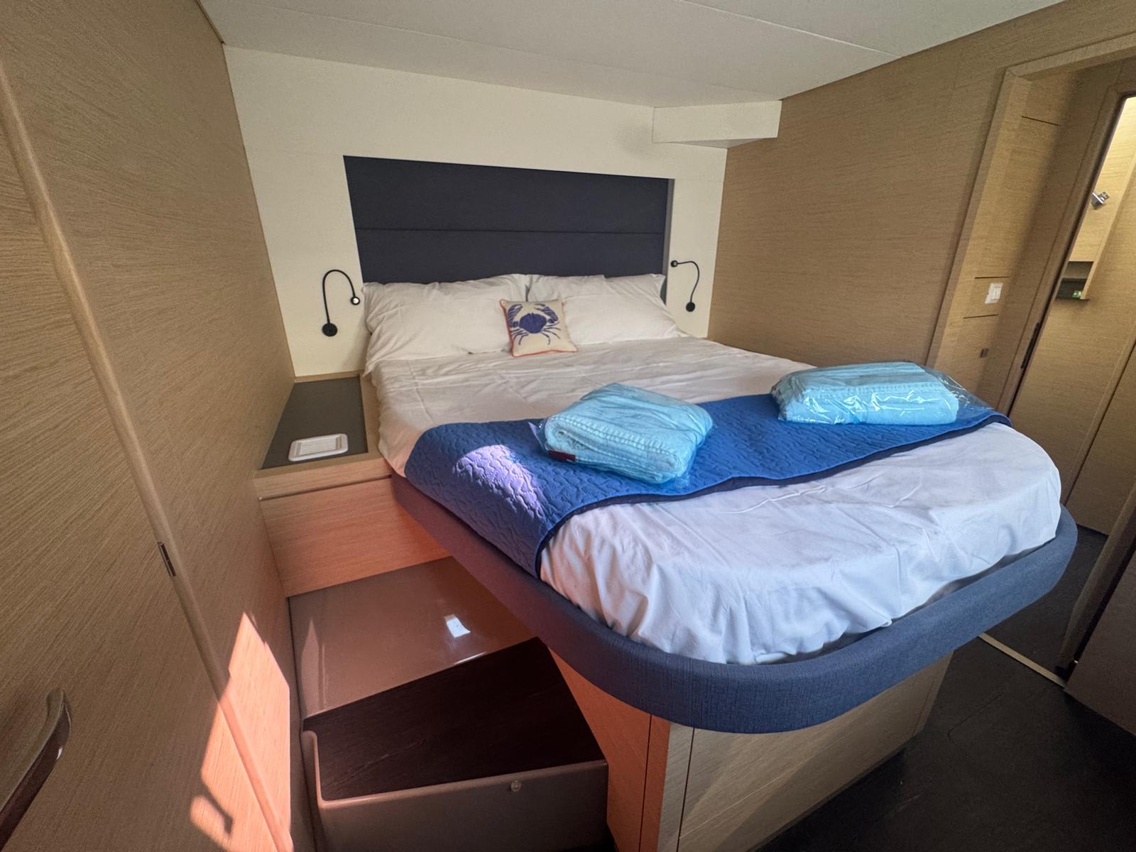 Amia - Catamaran in Tonnarella