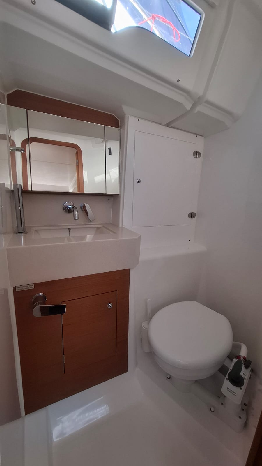 Nala - Yelkenli içinde Tonnarella