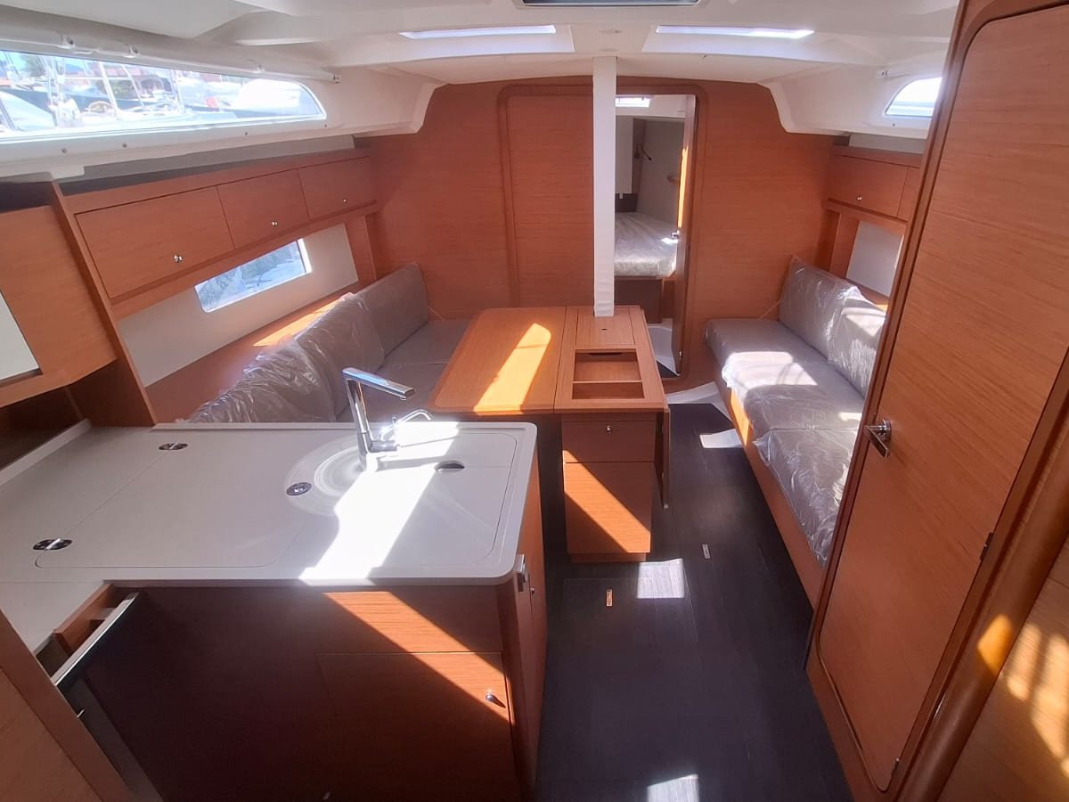 Nala - Yelkenli içinde Tonnarella