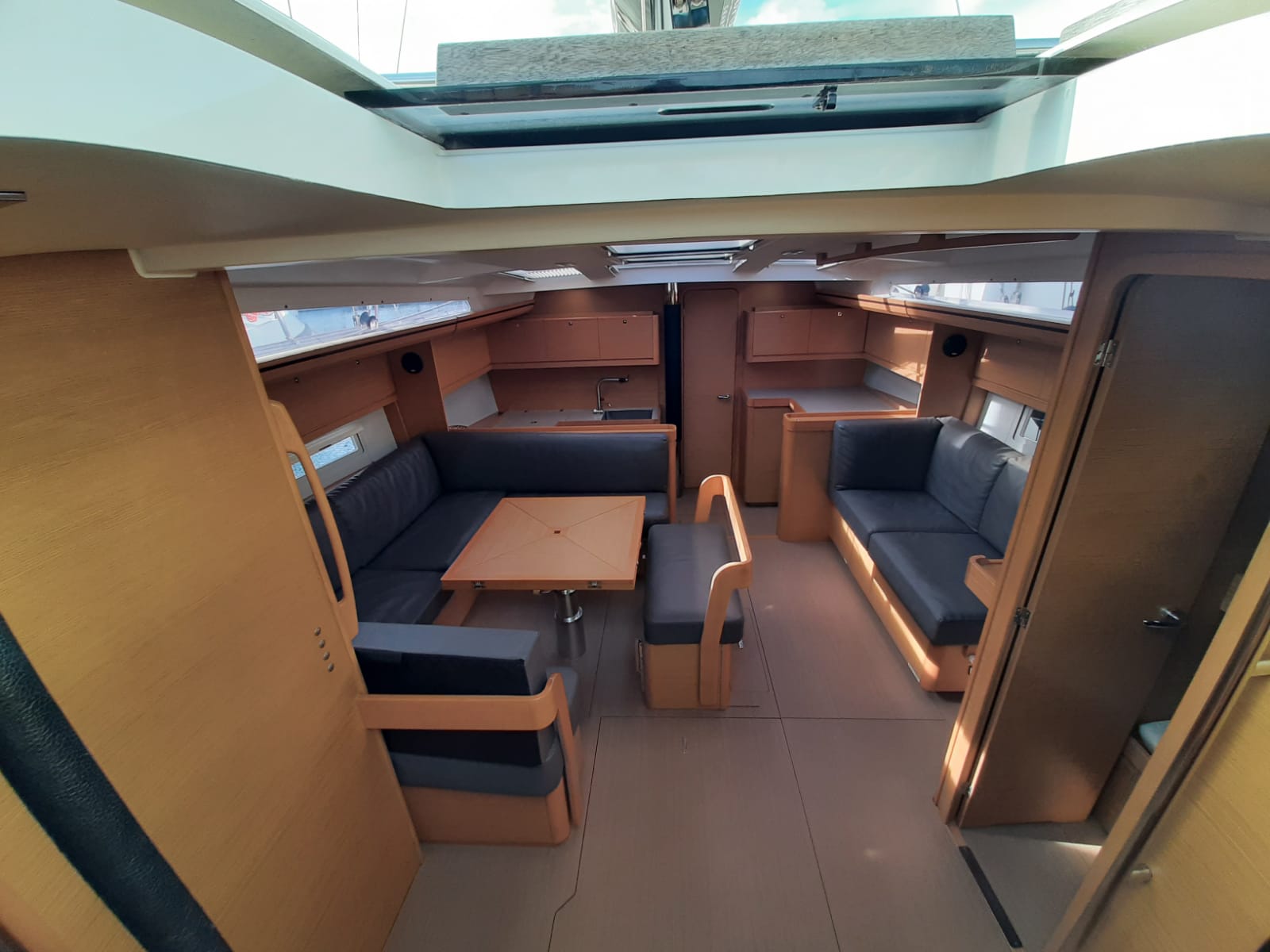 Sirius - Yelkenli içinde Tonnarella