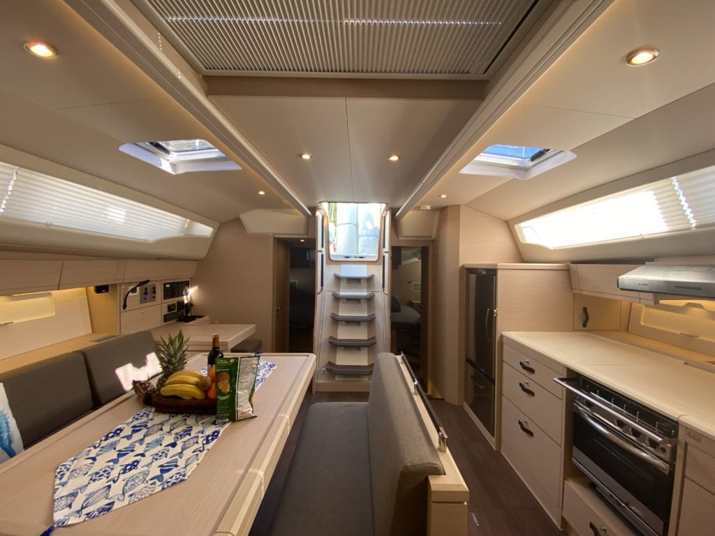 Storm Dancer 2 - Sailboat in Adaköy