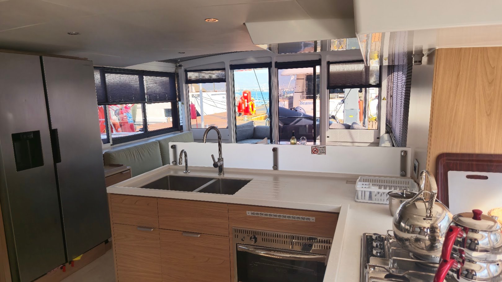 Solo Star - Katamaran içinde Karagözler