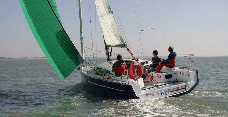 Shore Line - Sailboat in La Rochelle