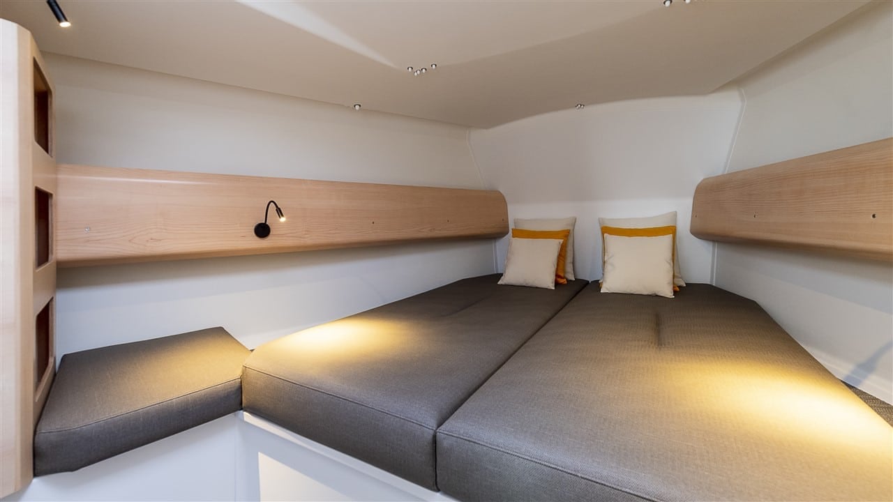 TOSTAKY - Sailboat in La Rochelle