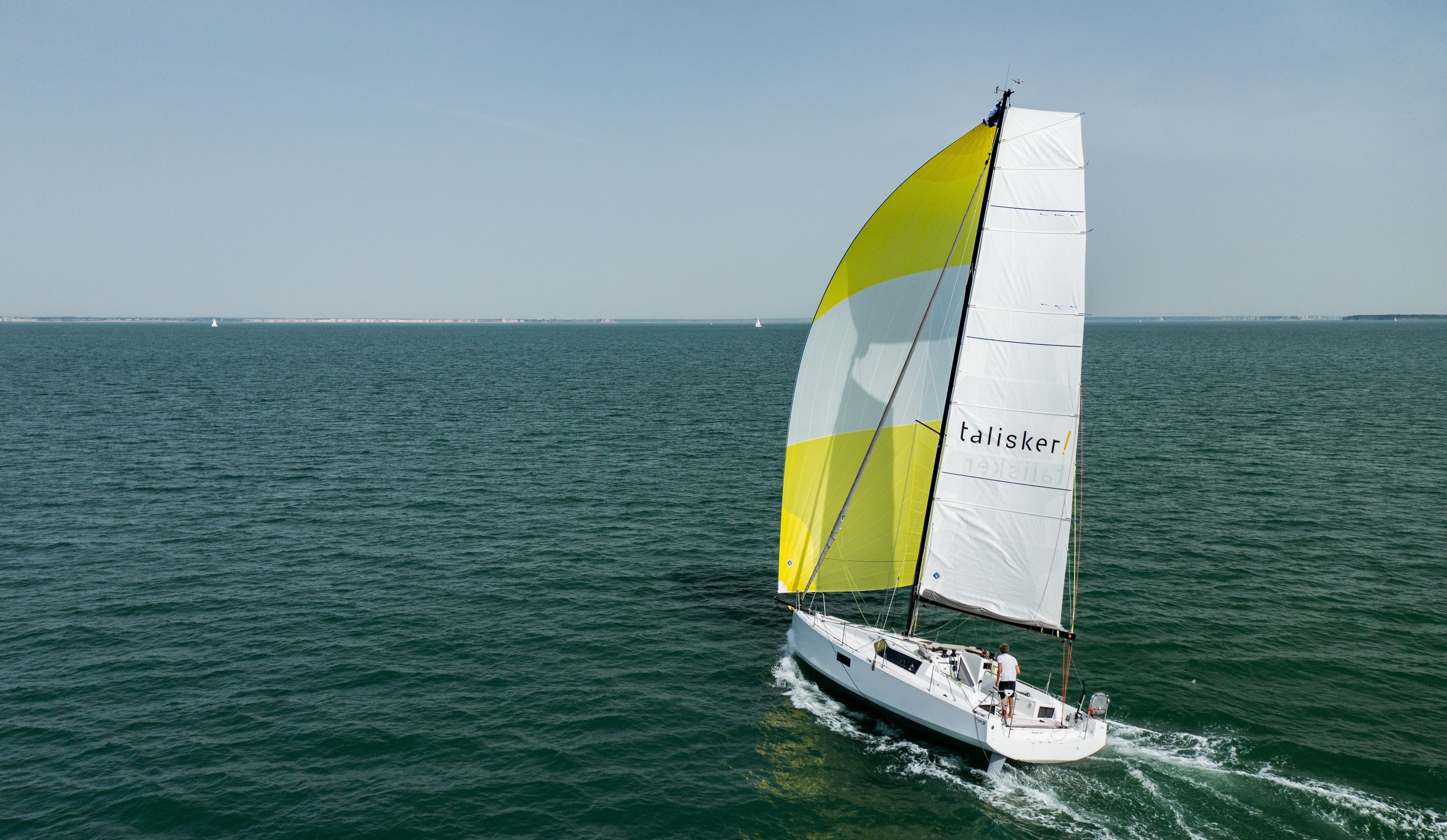 SHOULD I GO - Sailboat in La Rochelle