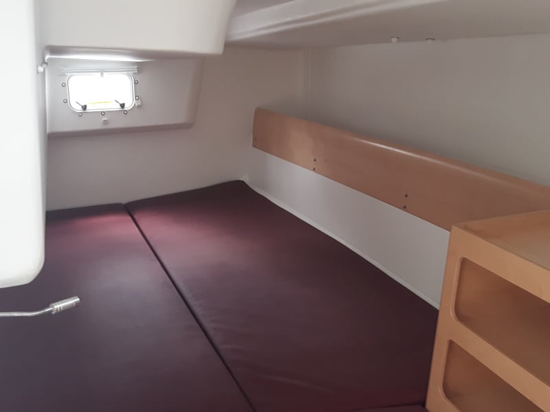 Purple Rain - Sailboat in La Rochelle