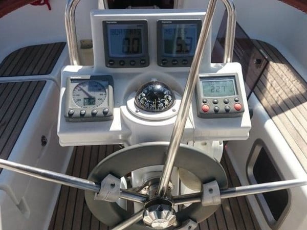 Mare Doro - Sailboat in Kallithea