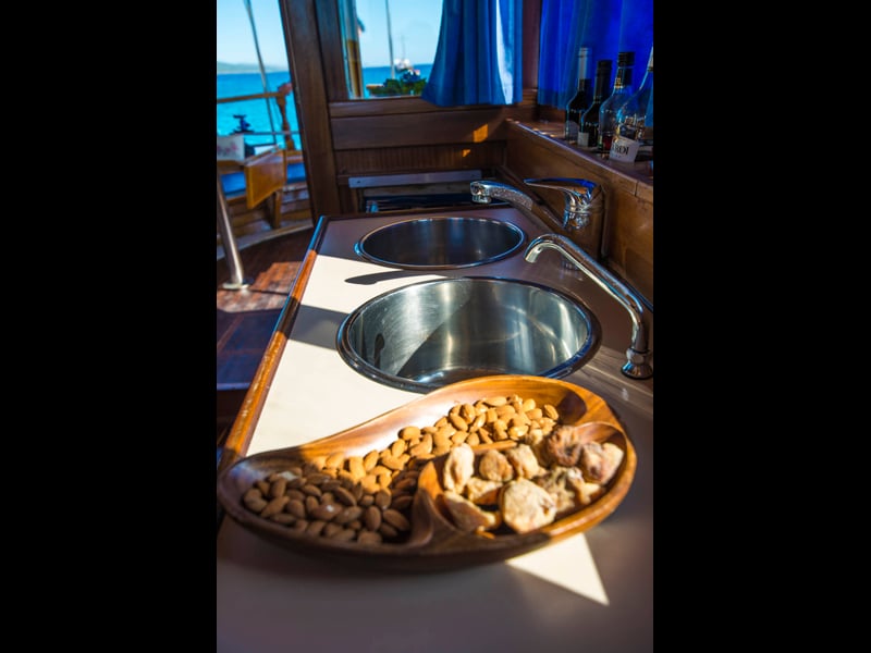 LUKA - Motor Yat içinde Zadar