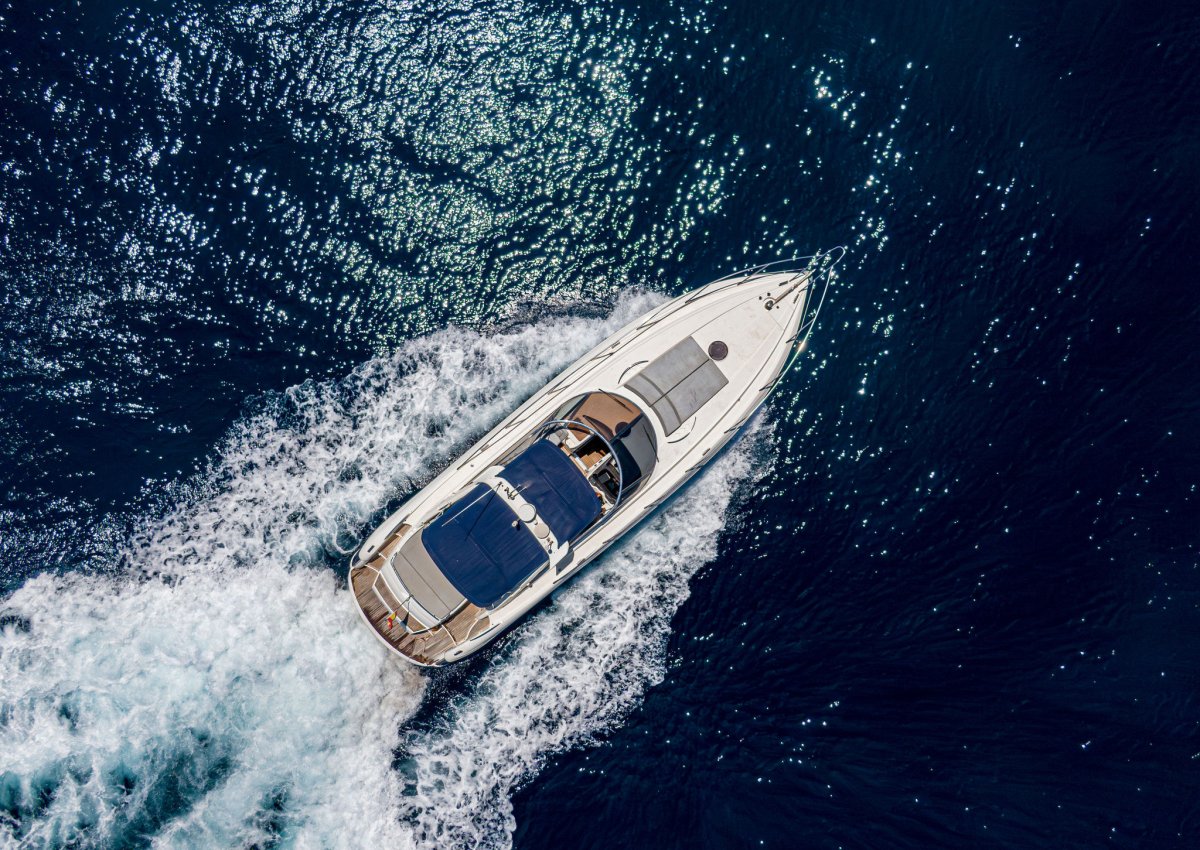 Navarone - Motor Yat içinde Mikonos