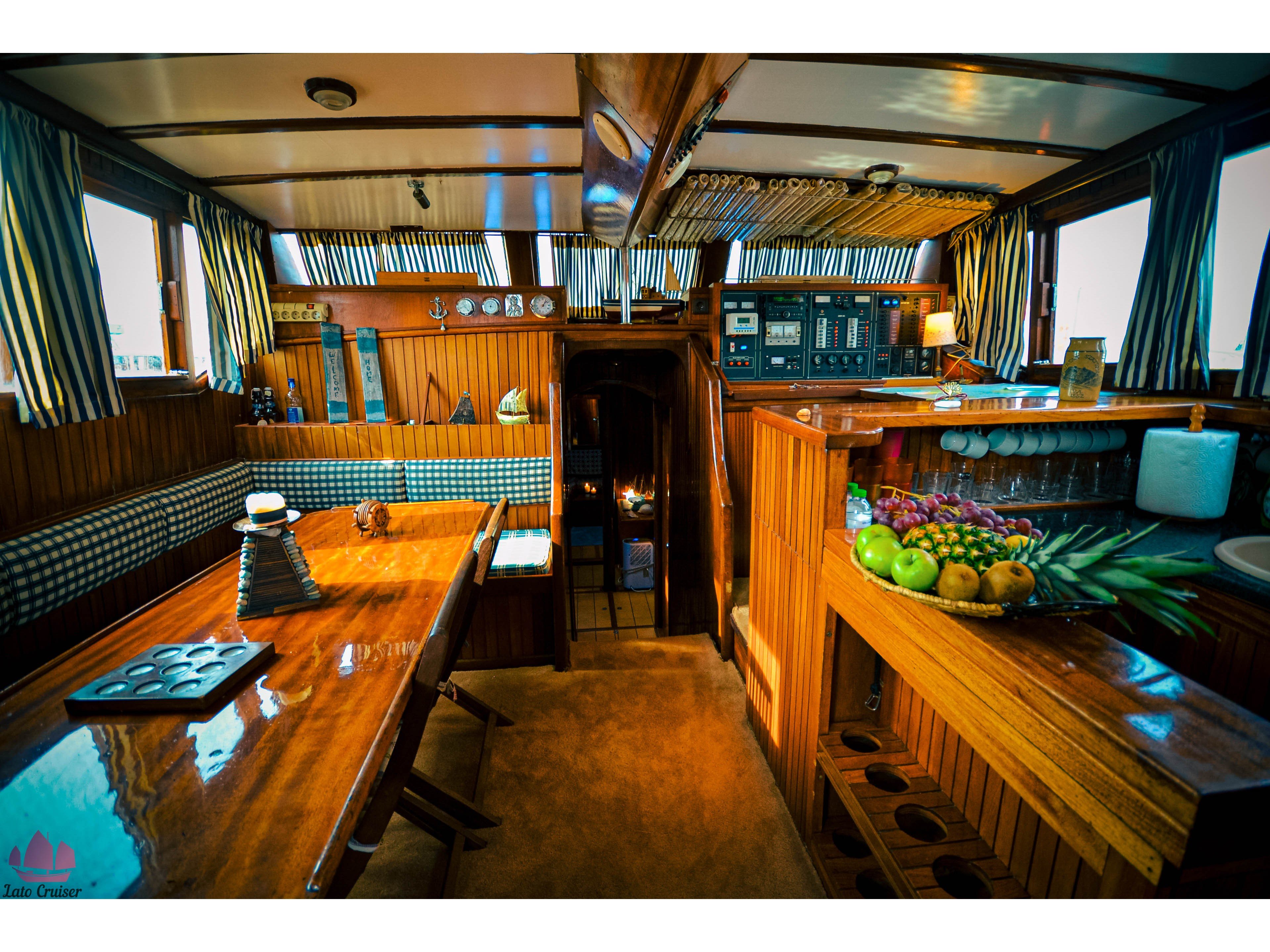 Lato - Gulet in Skiathos