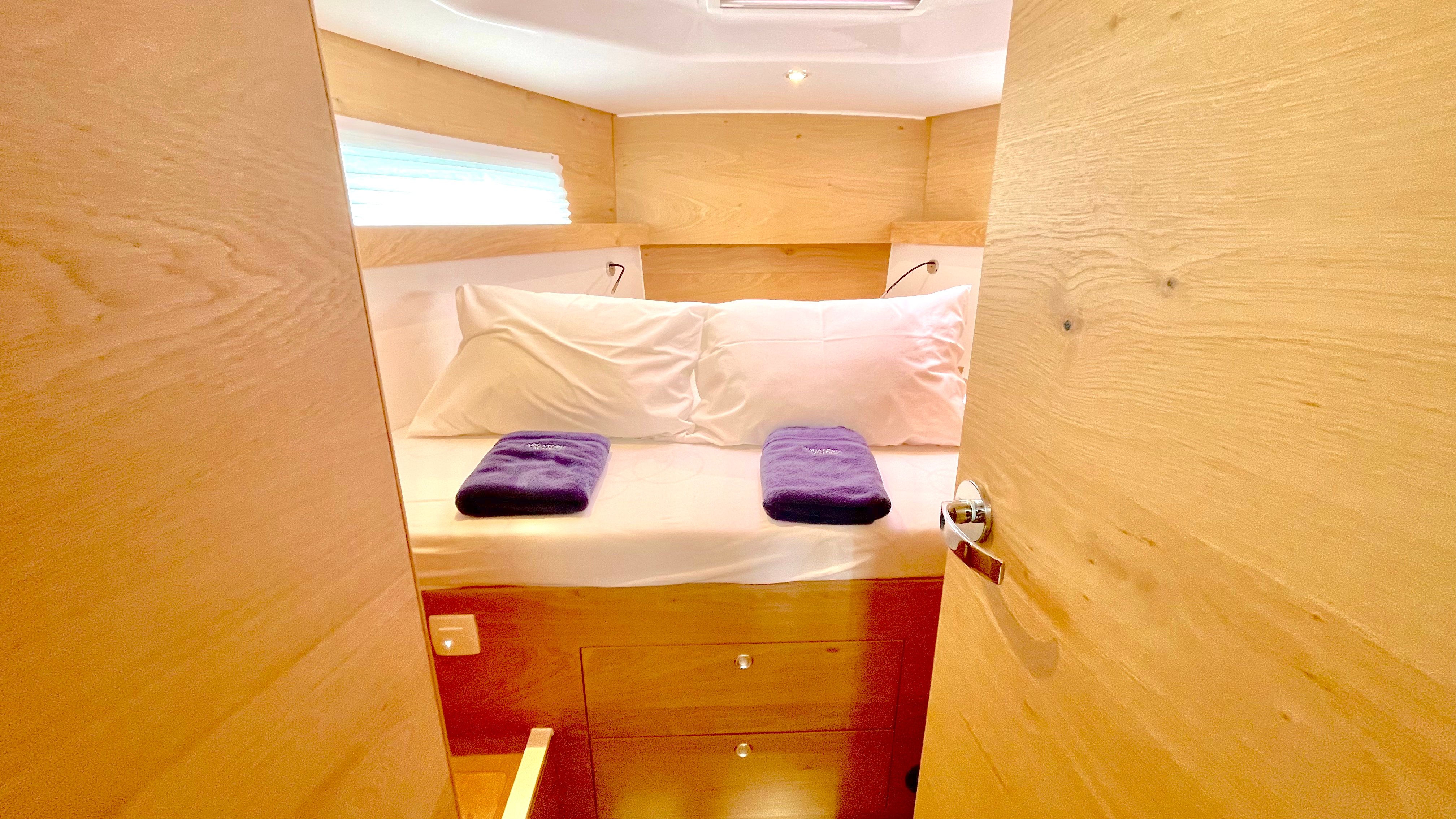 AURA - Sailboat in Pirovac