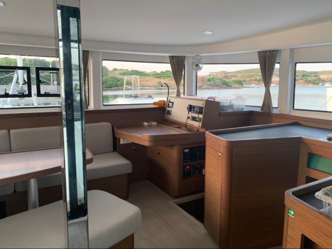 MIO - Catamaran in Lefkada