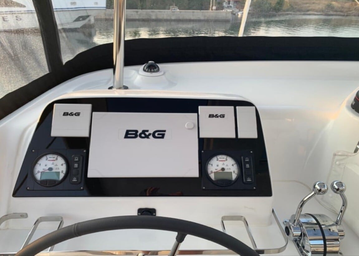 MIO - Catamaran in Lefkada