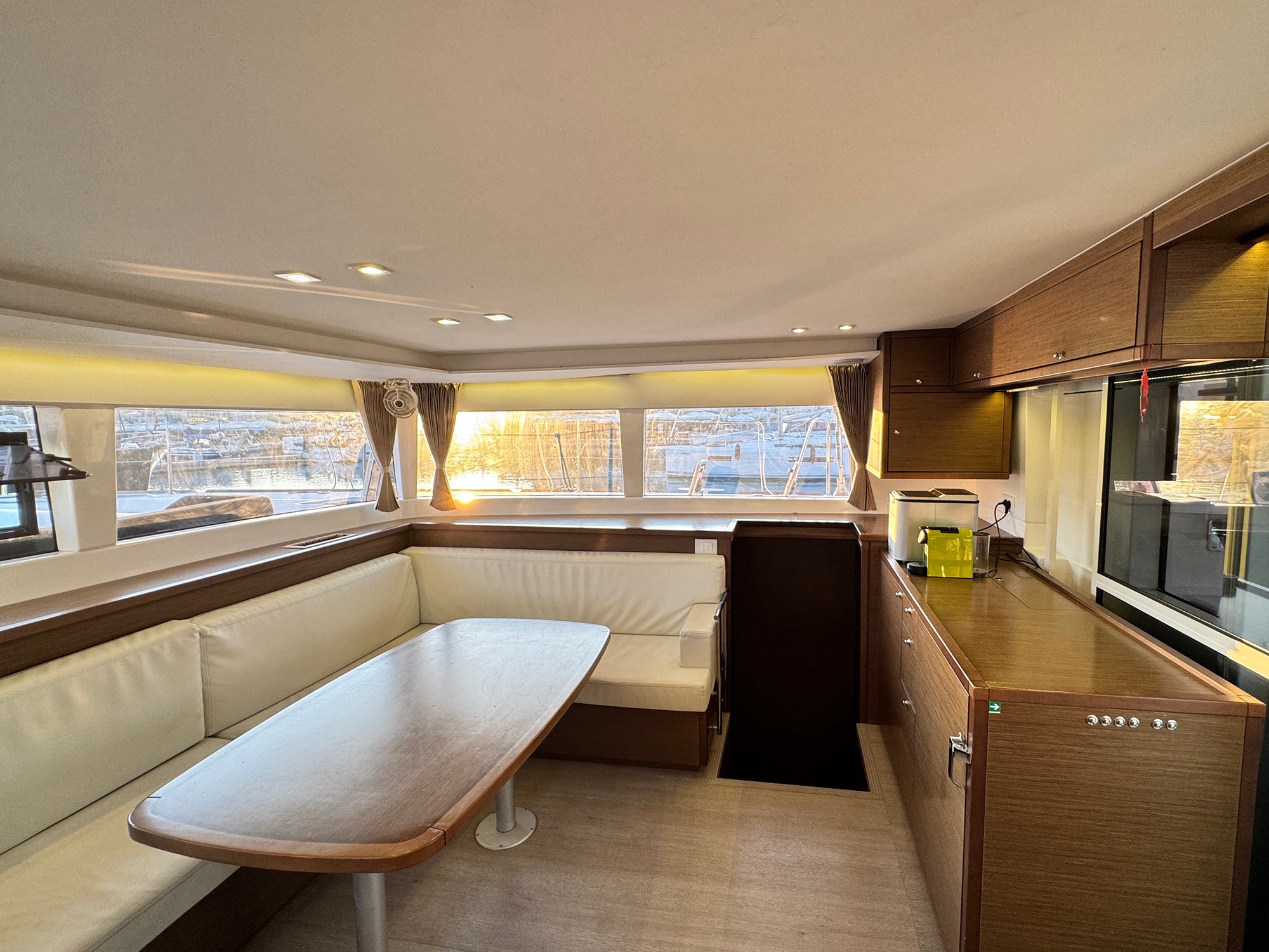 Saga - Catamaran in Nikiana