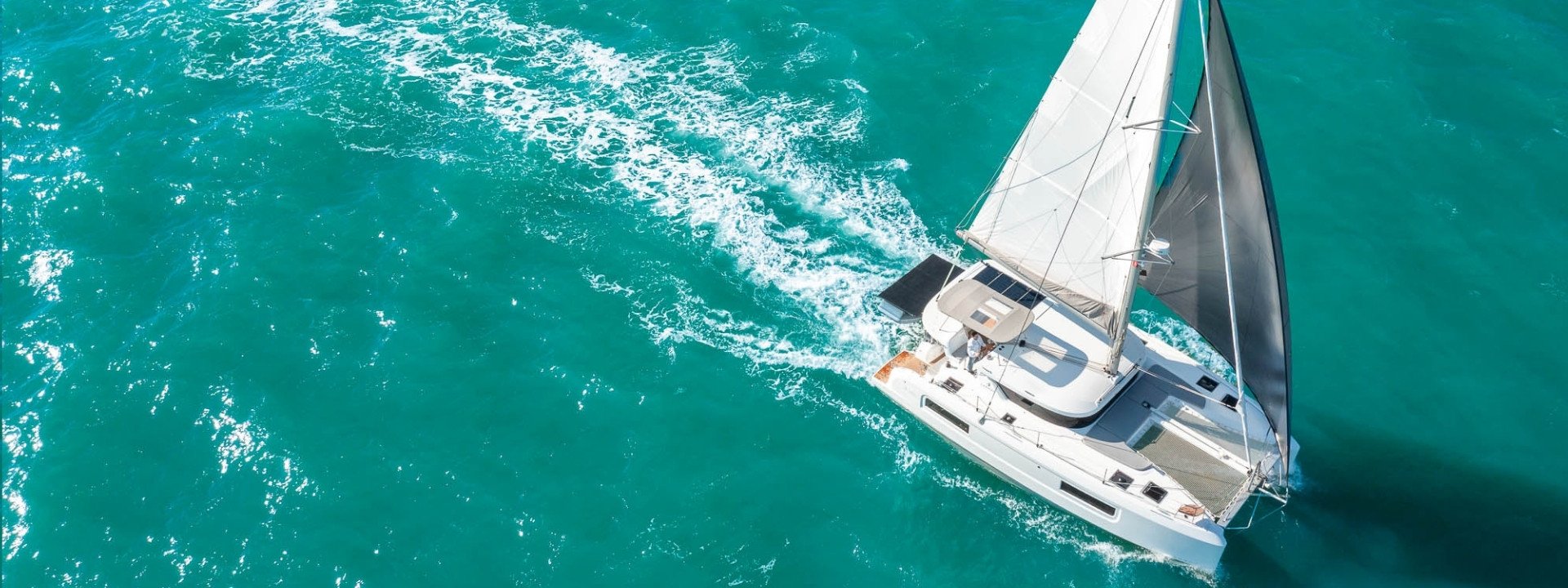 BLUE HORIZON - Catamaran in Kaštel Gomilica