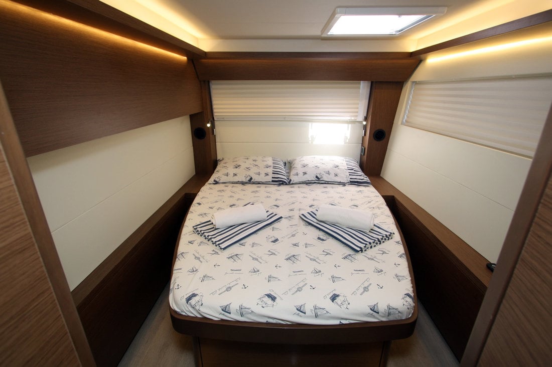 PRINCESS CLAIRE - Catamaran in Kaštel Gomilica