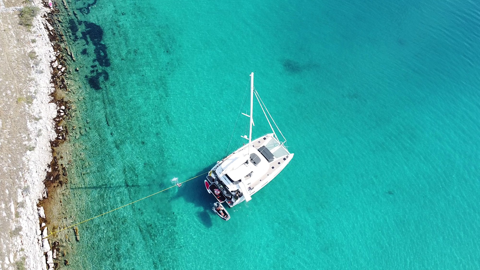 TRI-WING - Catamaran in Kaštel Gomilica