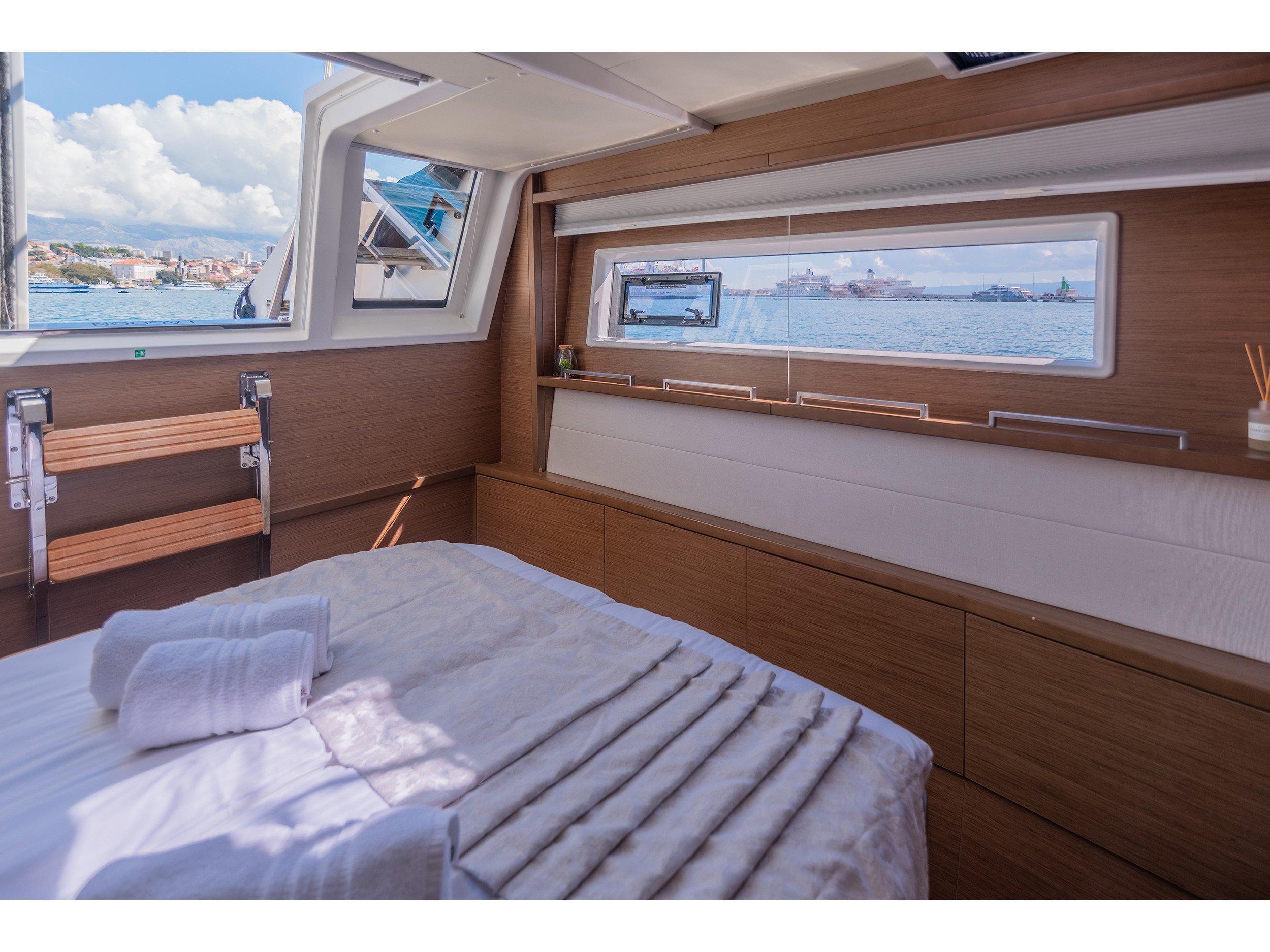 ADRIATIC LION - Catamaran in Split