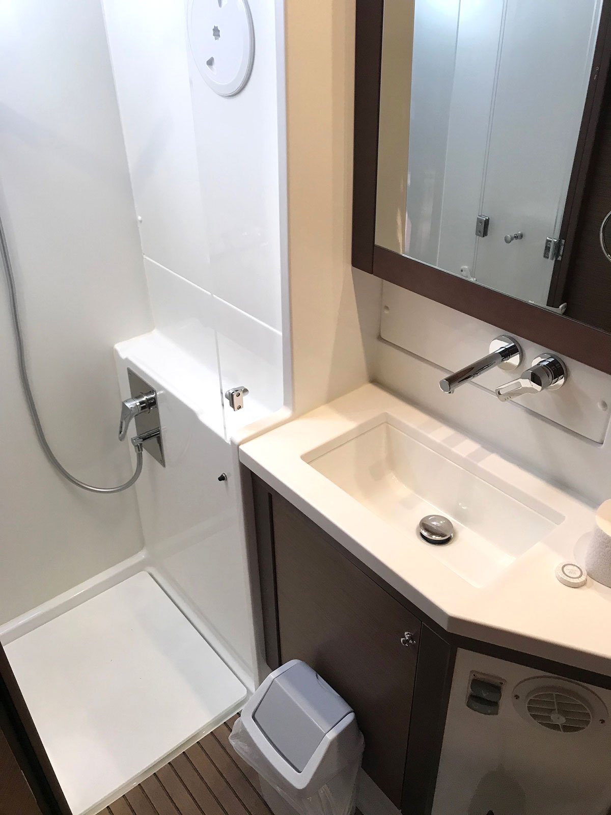 ADRIATIC CHEETAH - Catamaran in Kaštel Gomilica