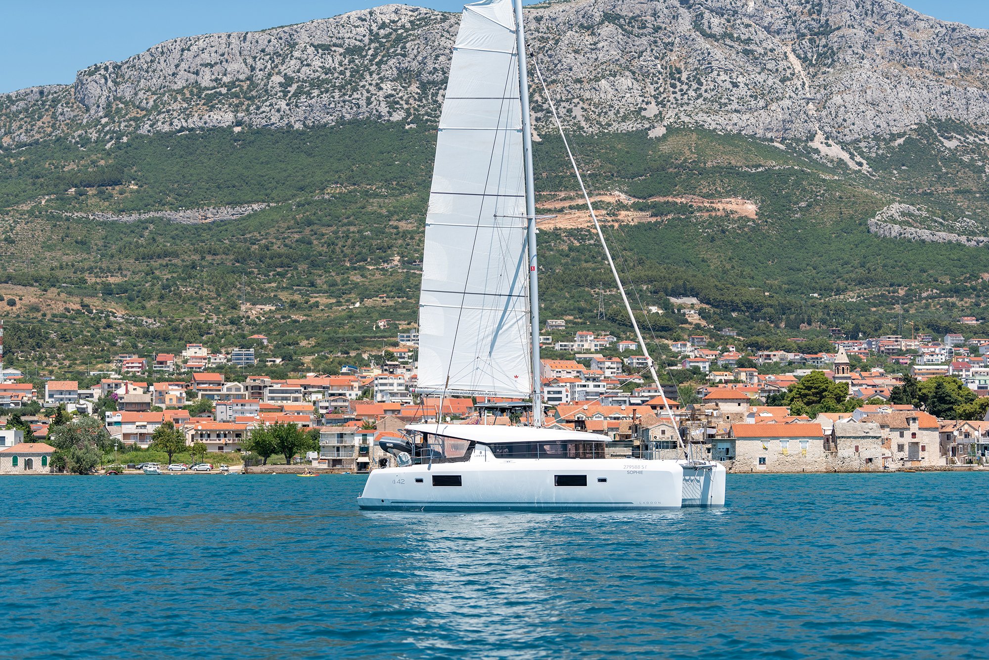 SOPHIE - Catamaran in Kaštel Gomilica