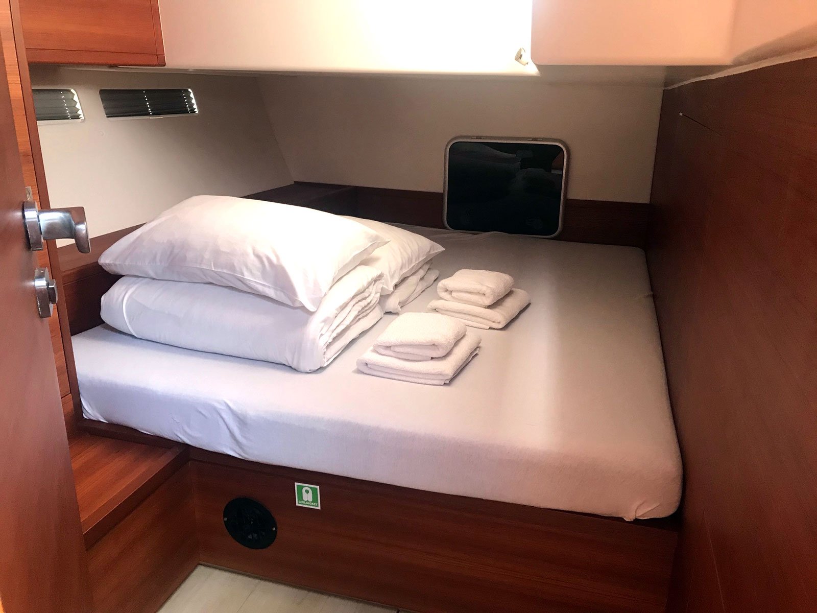 MORE AMORE - Sailboat in Kaštel Gomilica