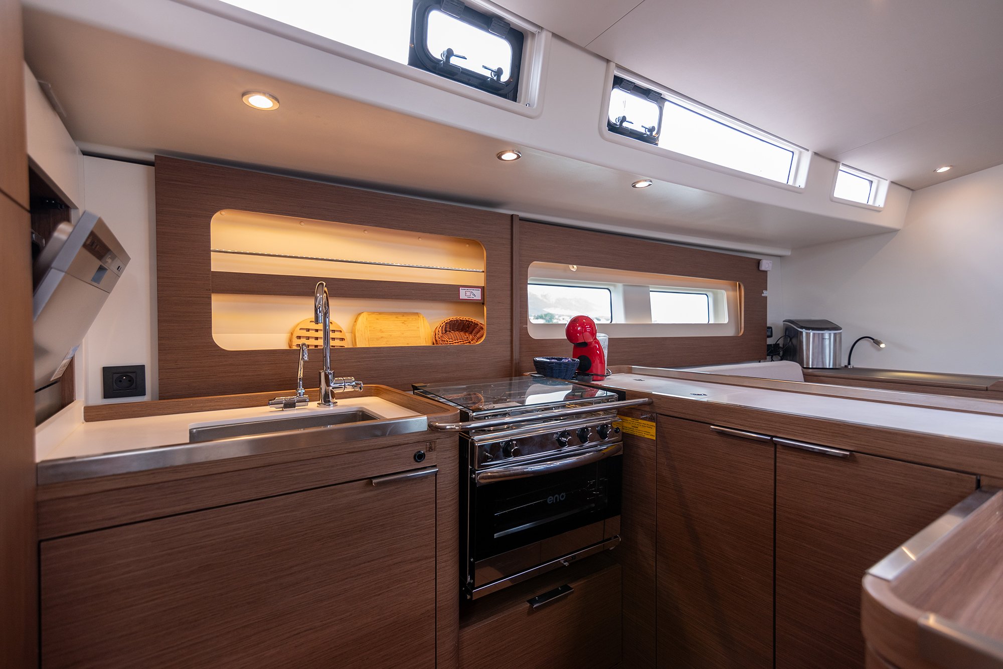 SPRING SONG - Sailboat in Kaštel Gomilica