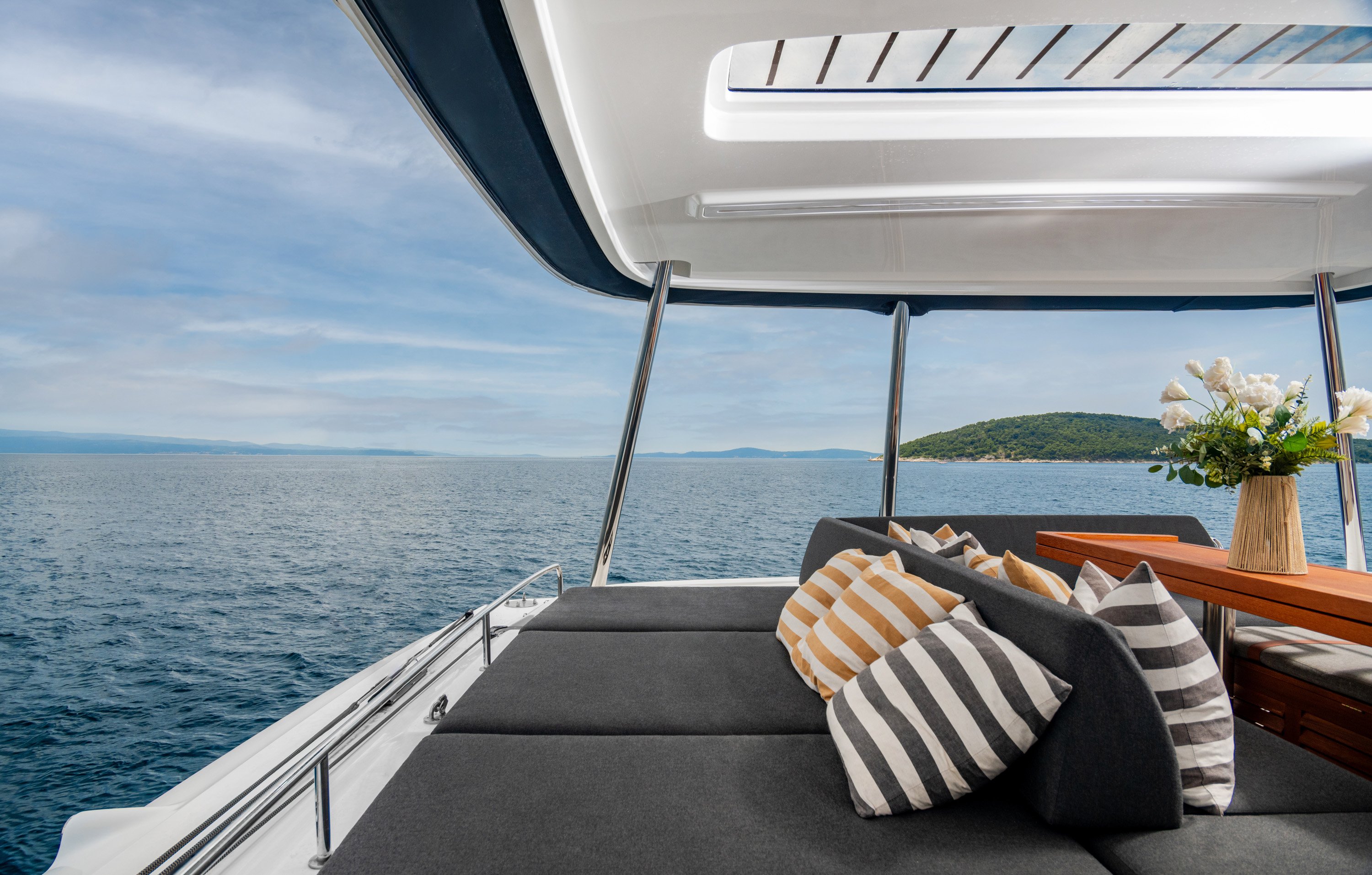 PRINCESS S - Catamaran in Kaštel Gomilica