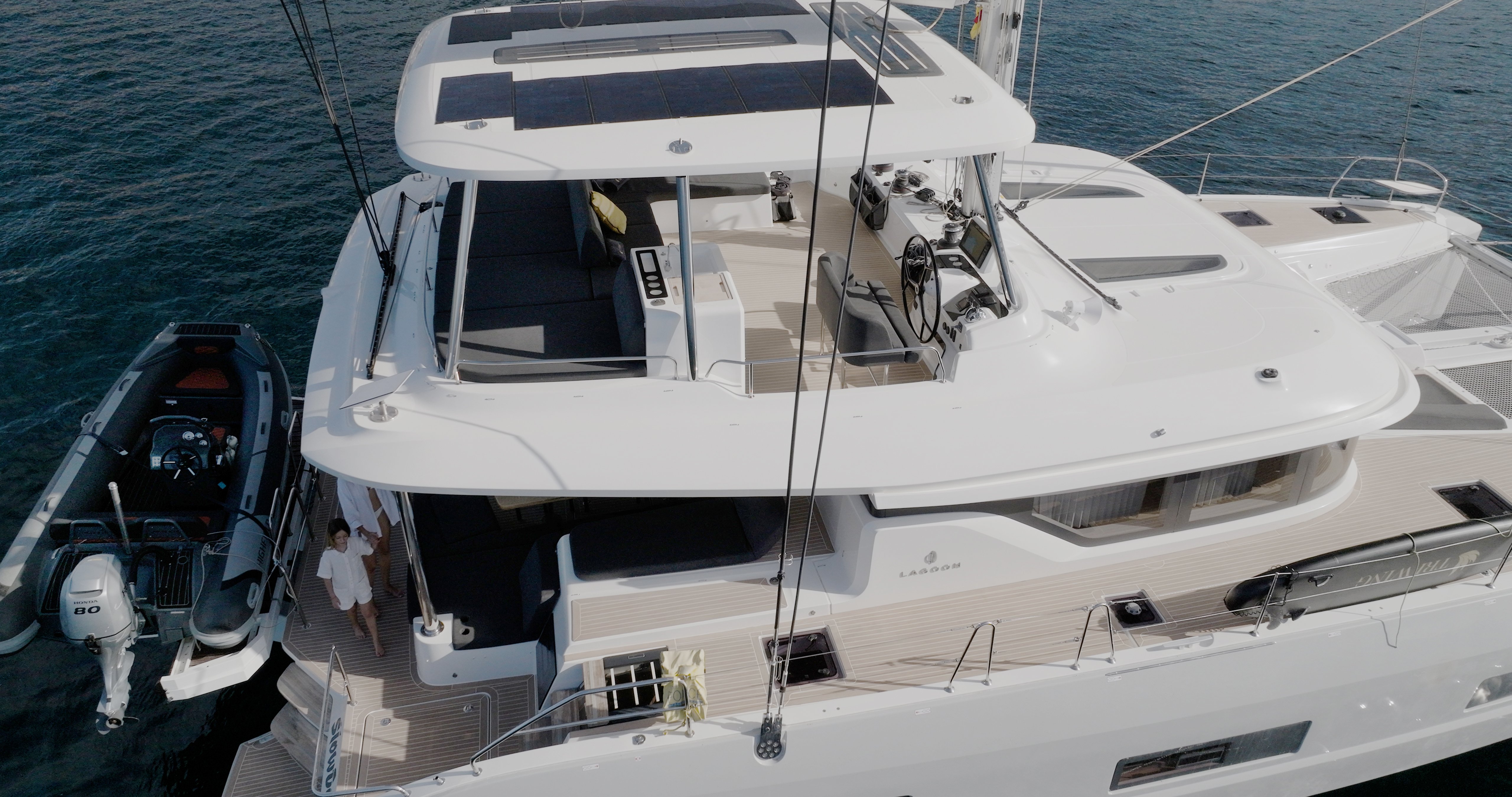 TRIWING CARIDA - Catamaran in Kaštel Gomilica