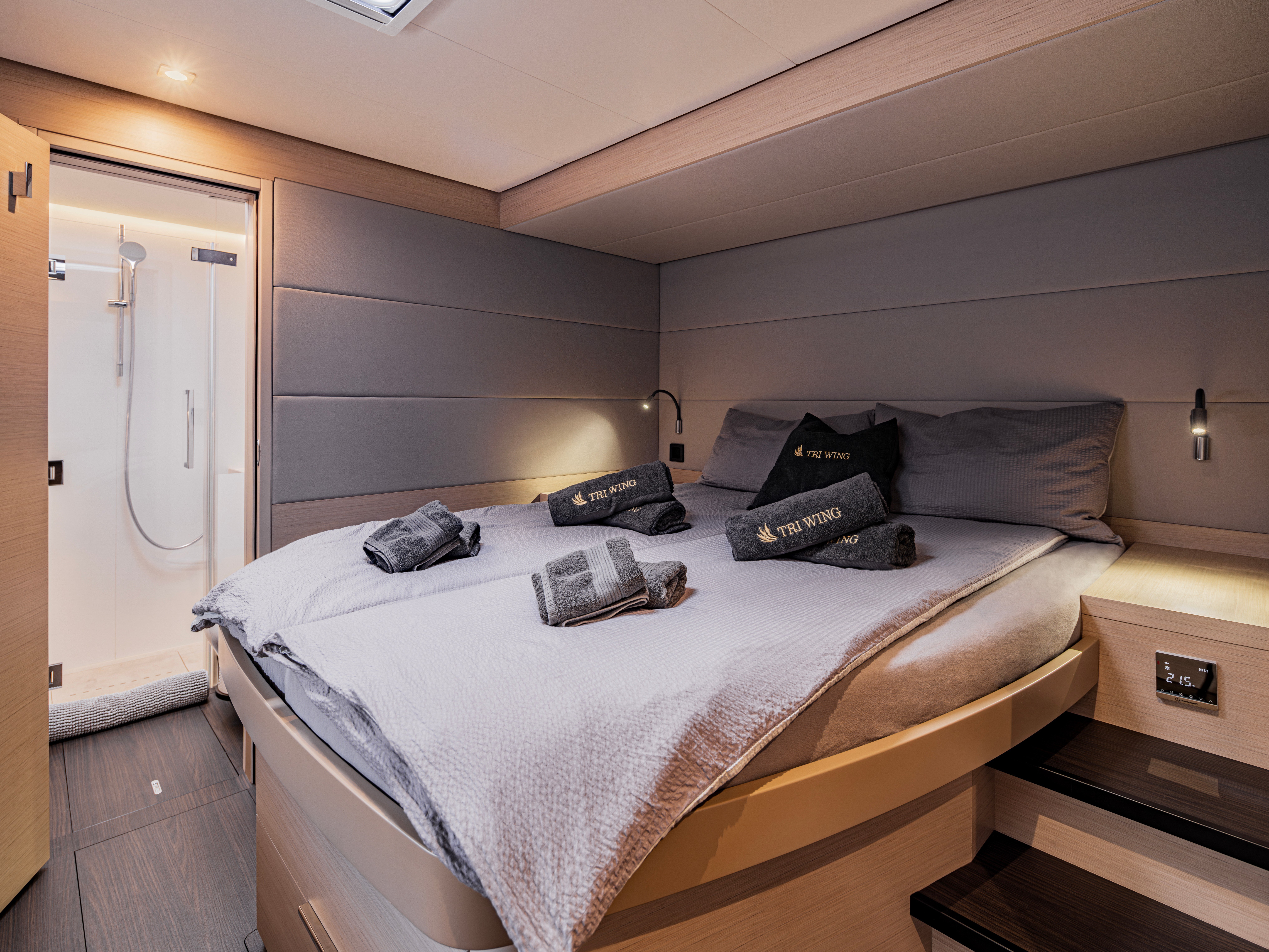 TRIWING CARIDA - Catamaran in Kaštel Gomilica