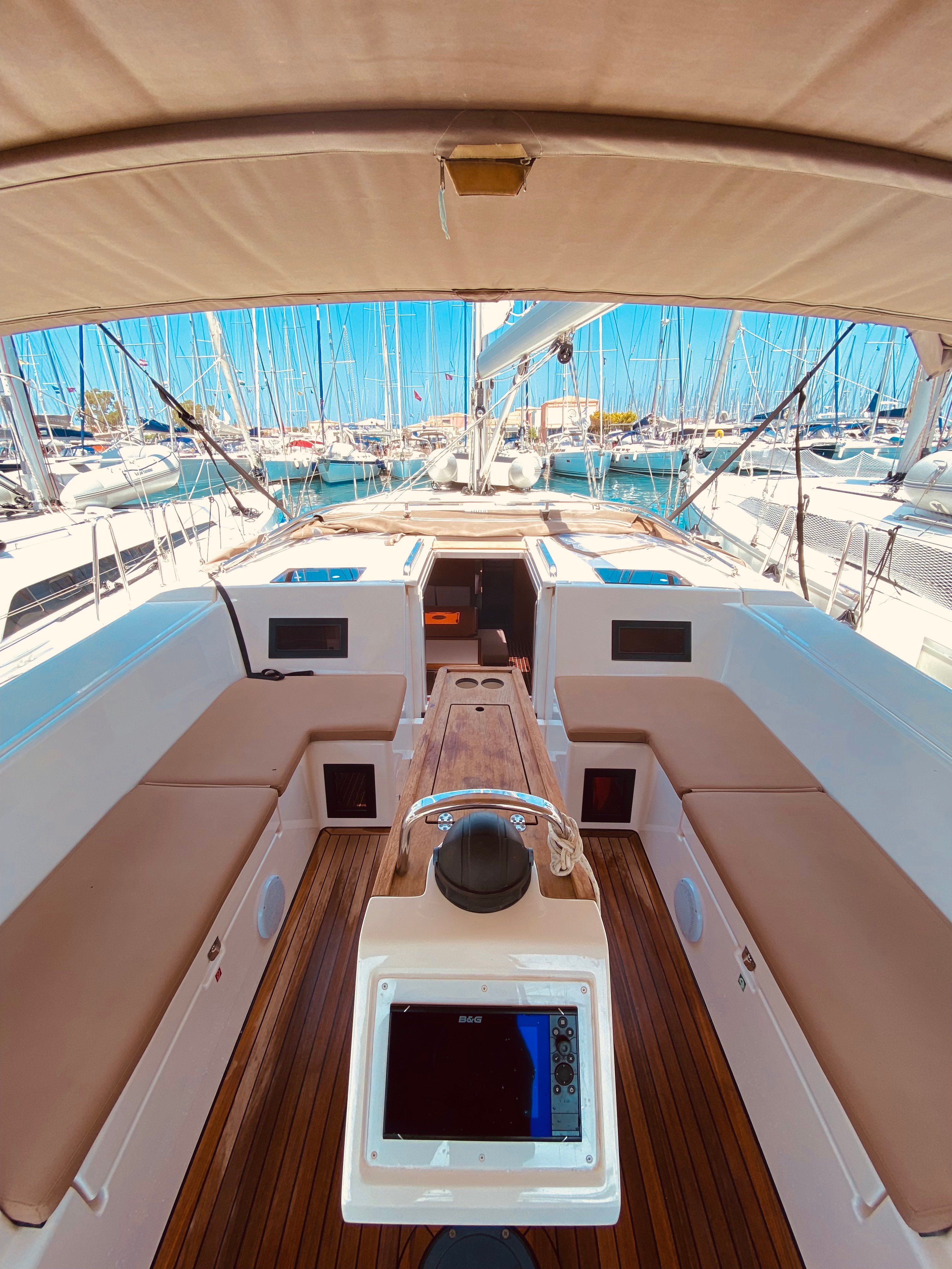 Atokos (Pax 9) - Sailboat in Lefkada