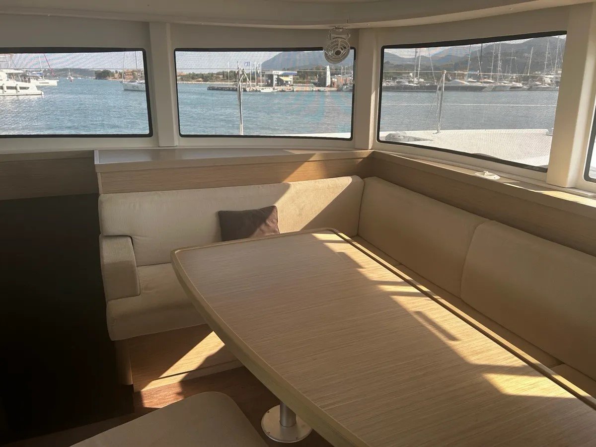 Marebella (Pax 12) - Catamaran in Lefkada