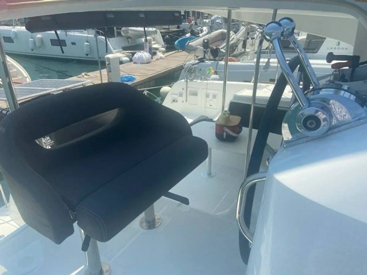 Maresueno (Pax 10) - Katamaran içinde Lefkada