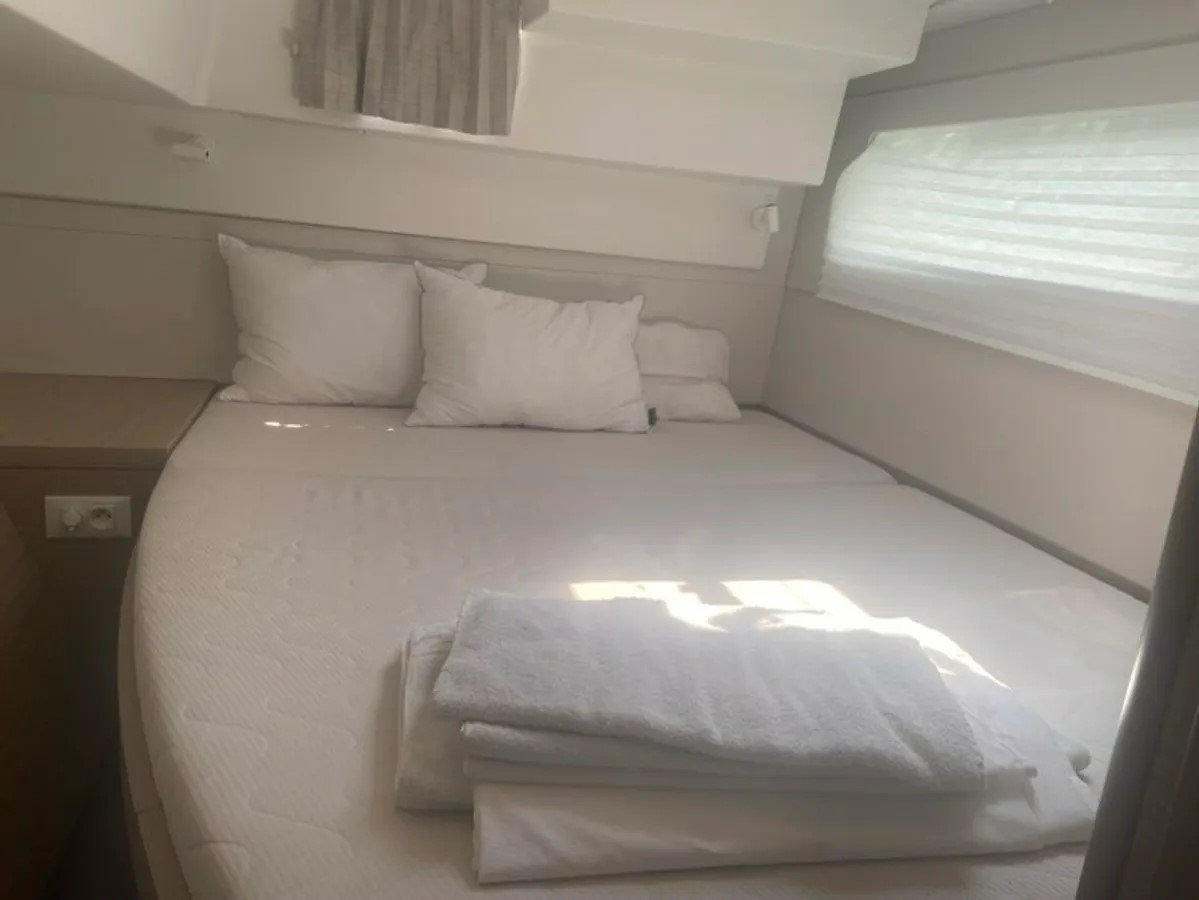 Maresueno (Pax 10) - Katamaran içinde Lefkada