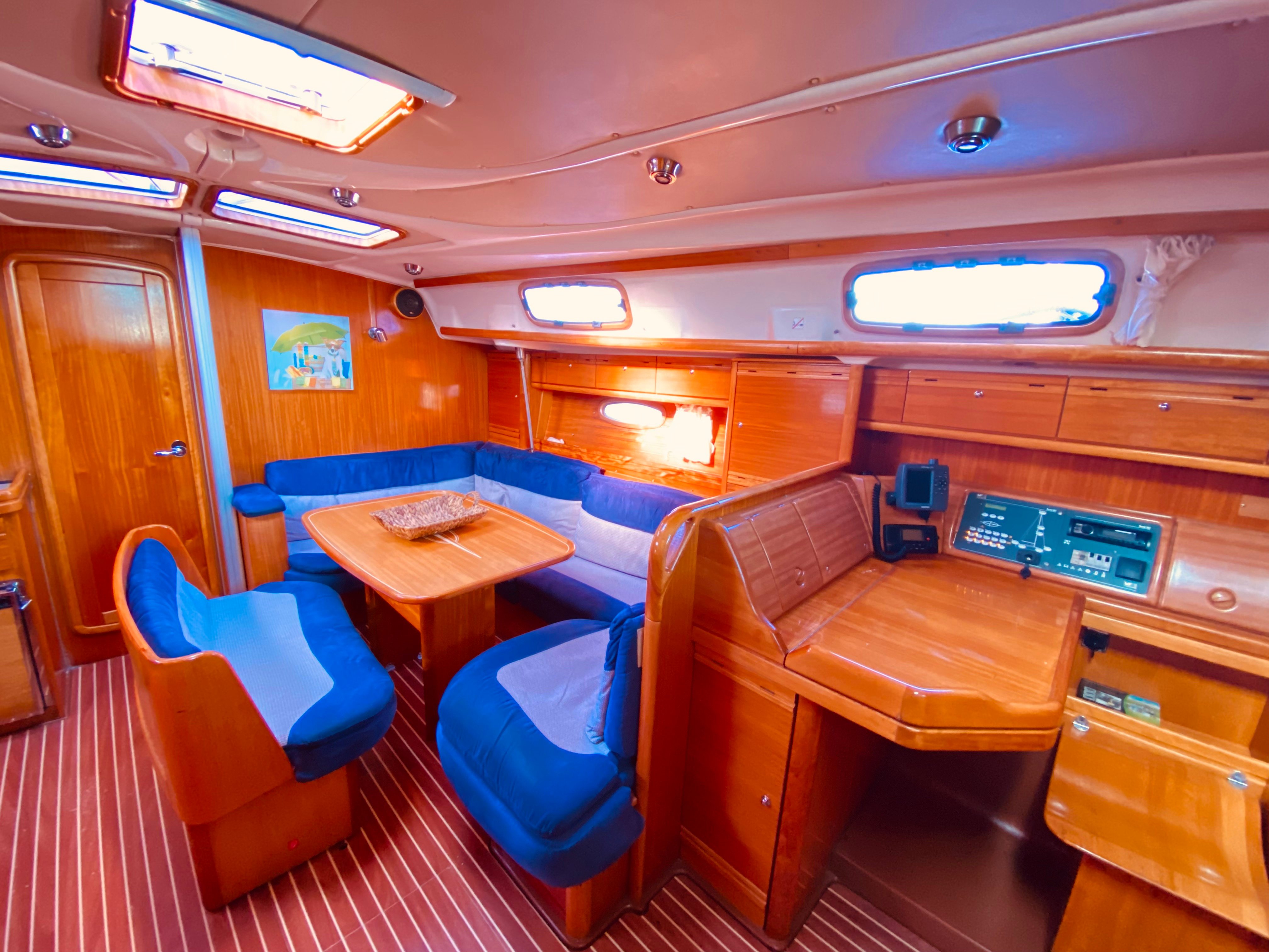 Iro (Pax 7) - Yelkenli içinde Lefkada