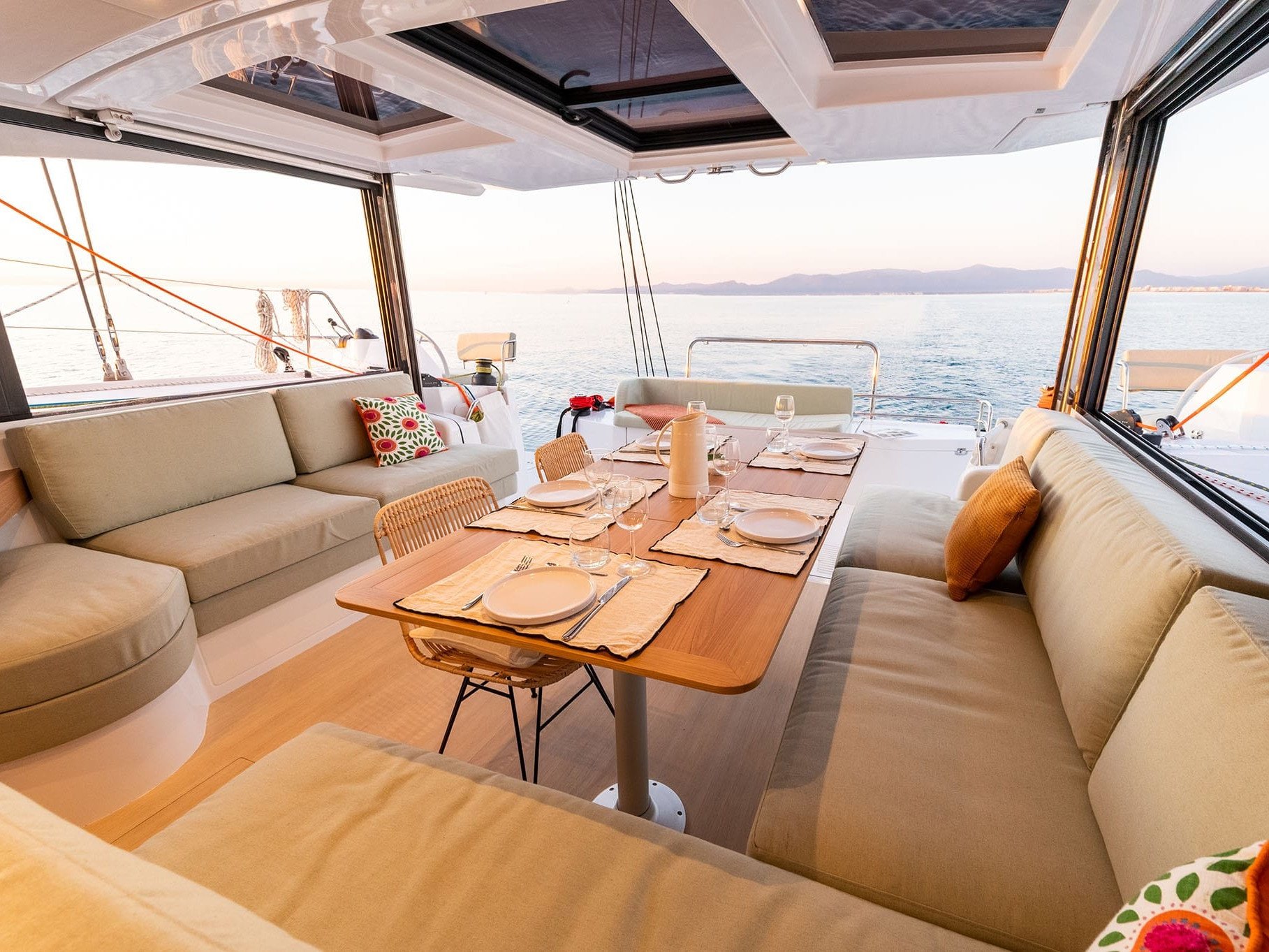 Mareluna (Pax 10) - Catamaran in Lefkada