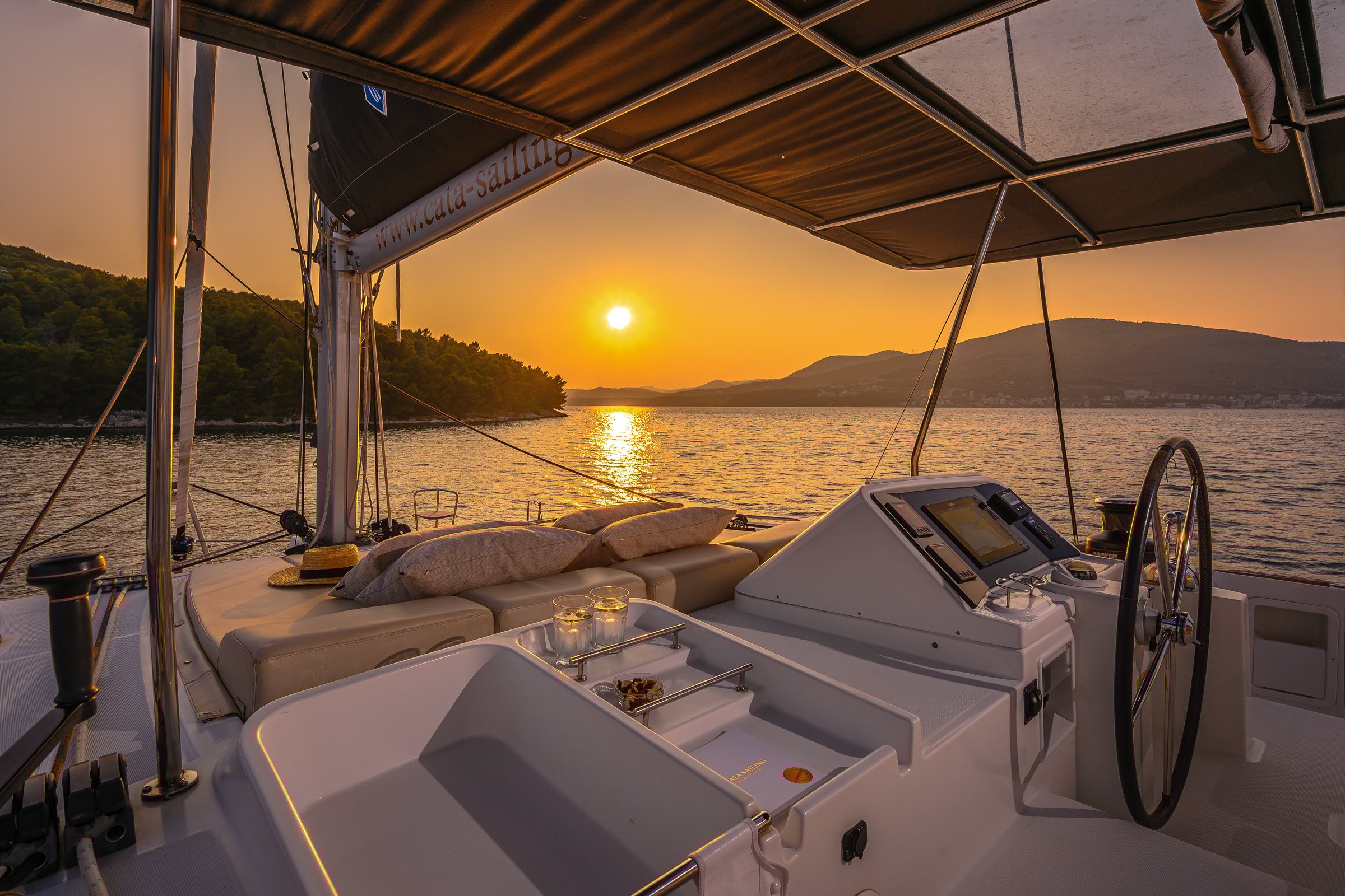 BLUE BERRY - Catamaran in Trogir