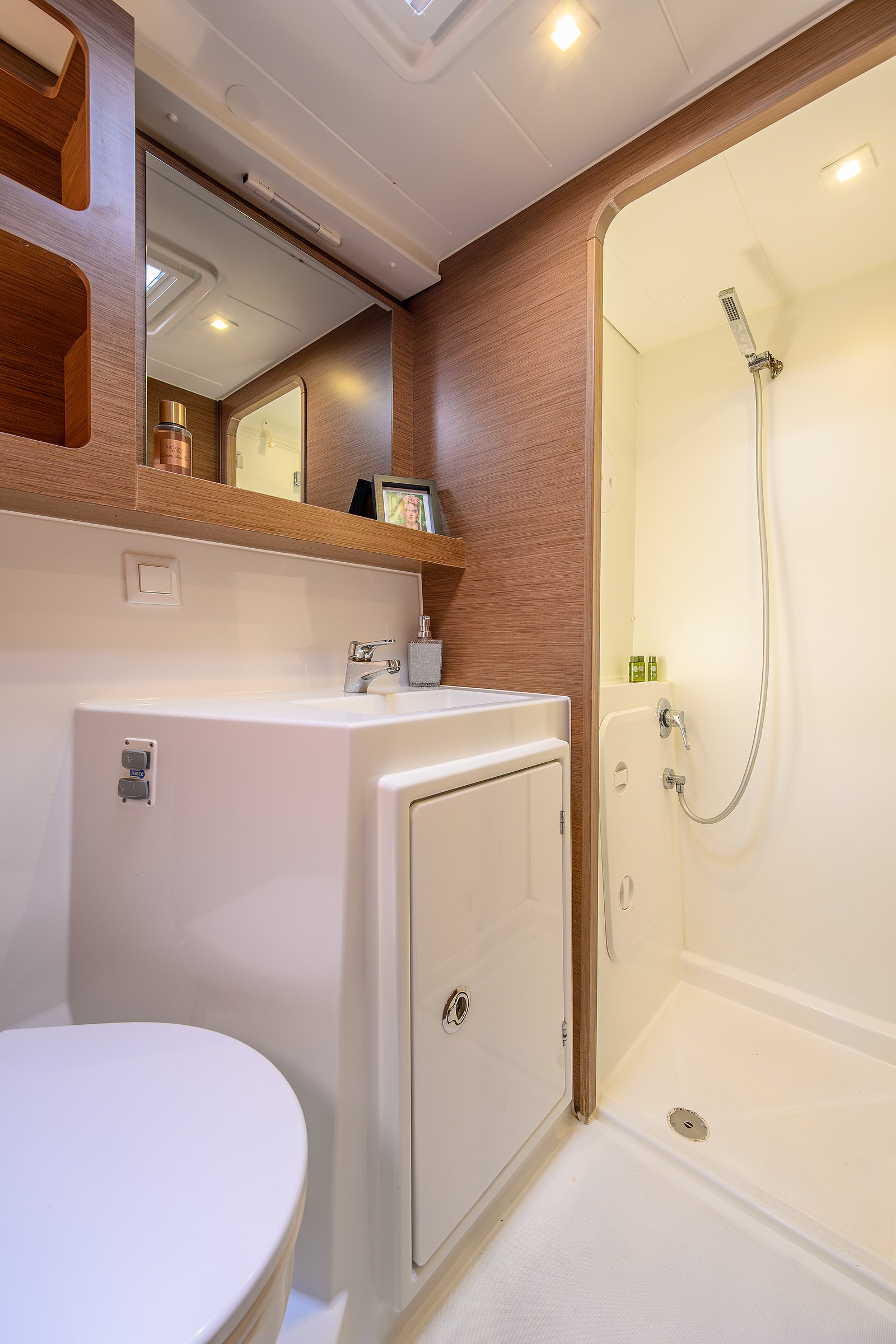 BRIGHT SKY - Catamaran in Trogir