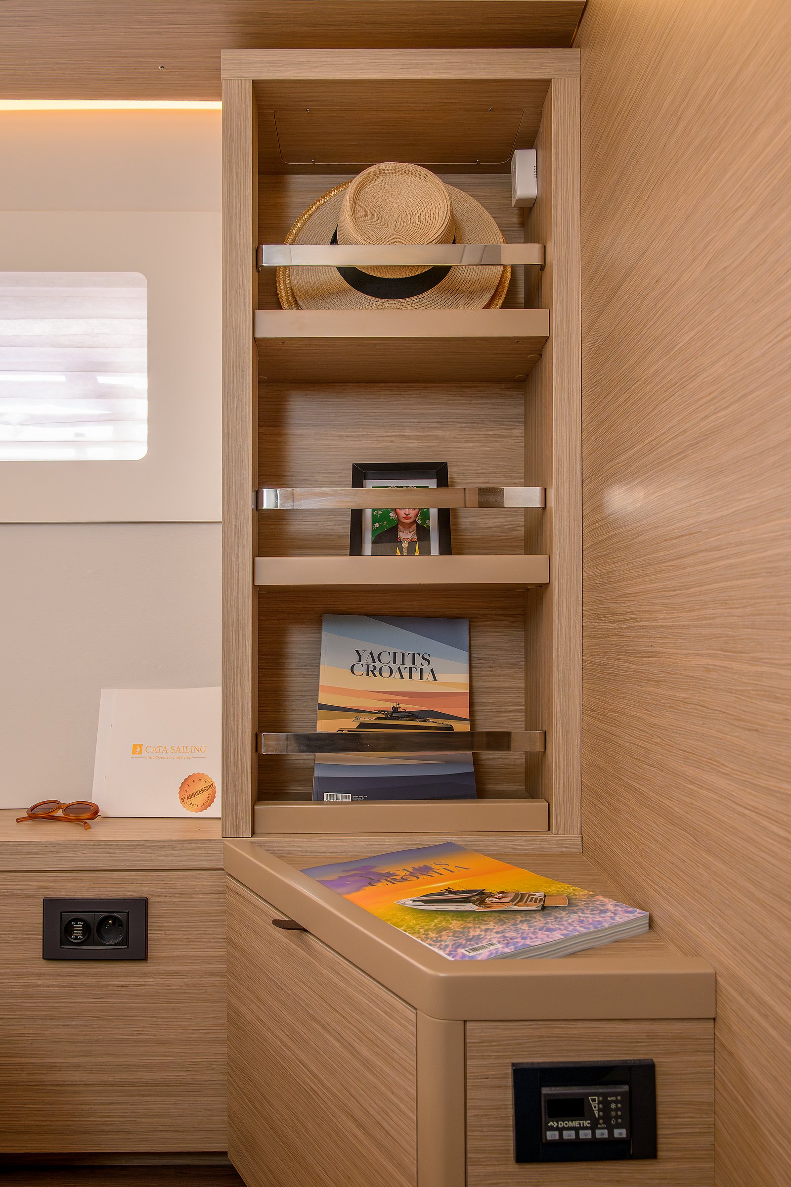 GALATHEA - Katamaran içinde Trogir