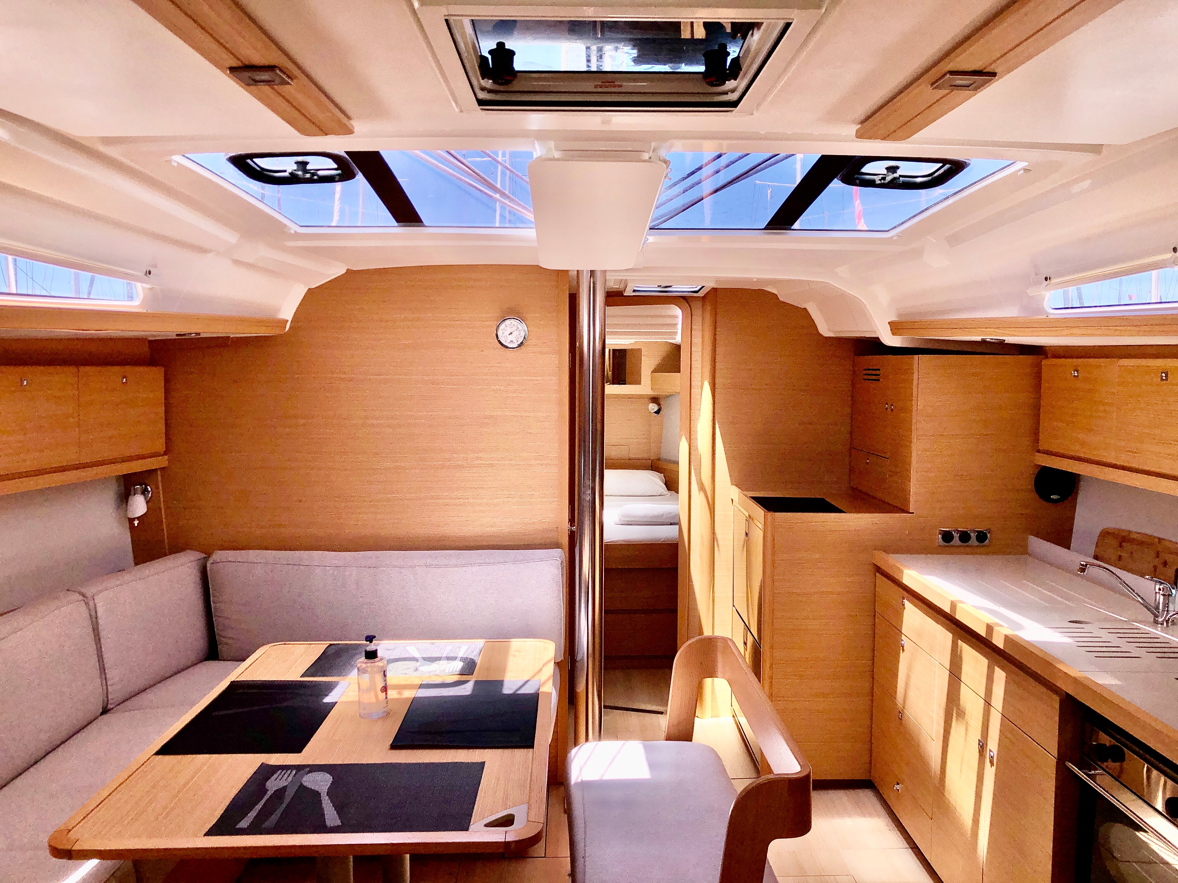 TBA - Sailboat in Kos