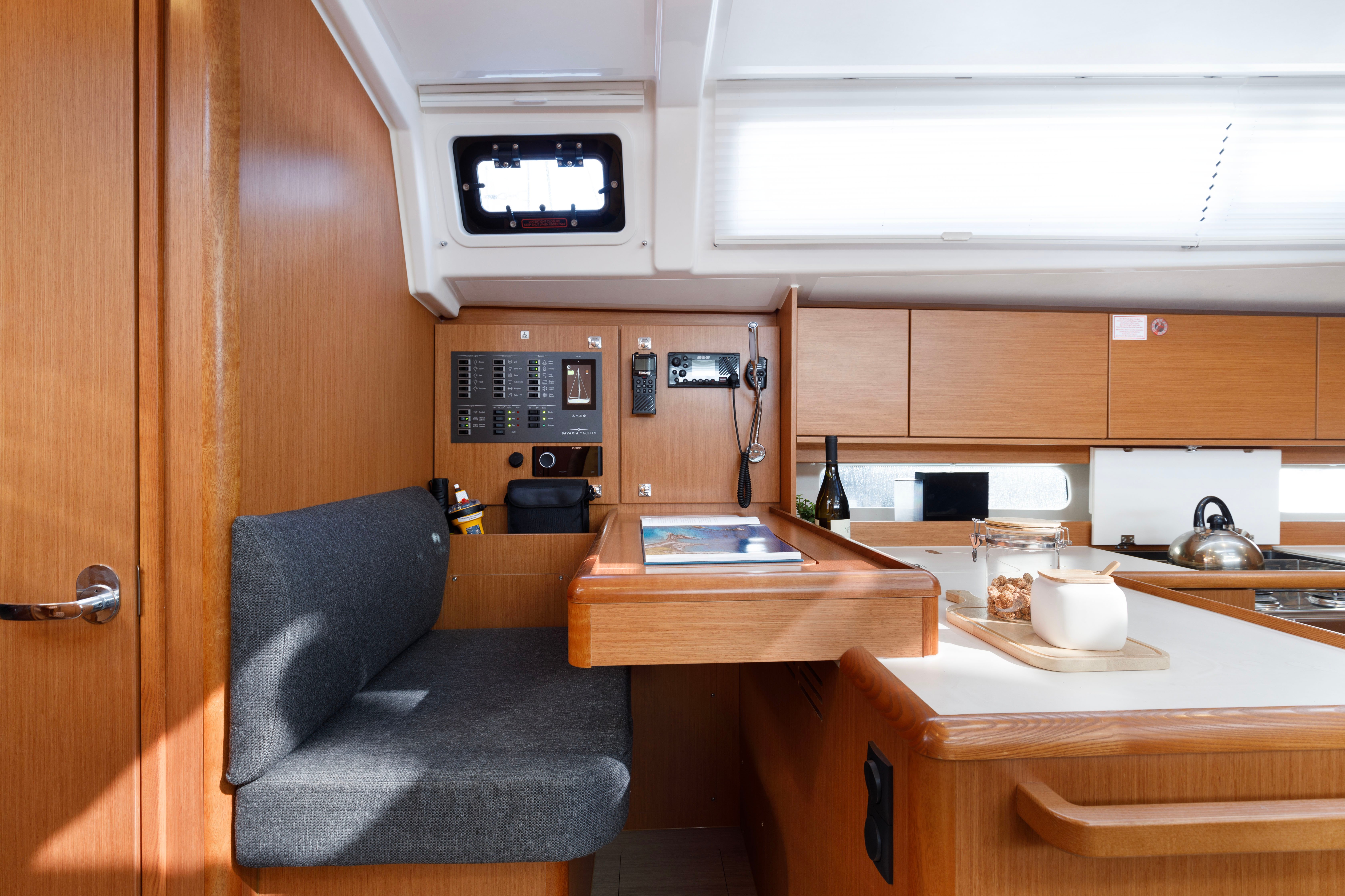 Captain Melianos - Yelkenli içinde İstanköy