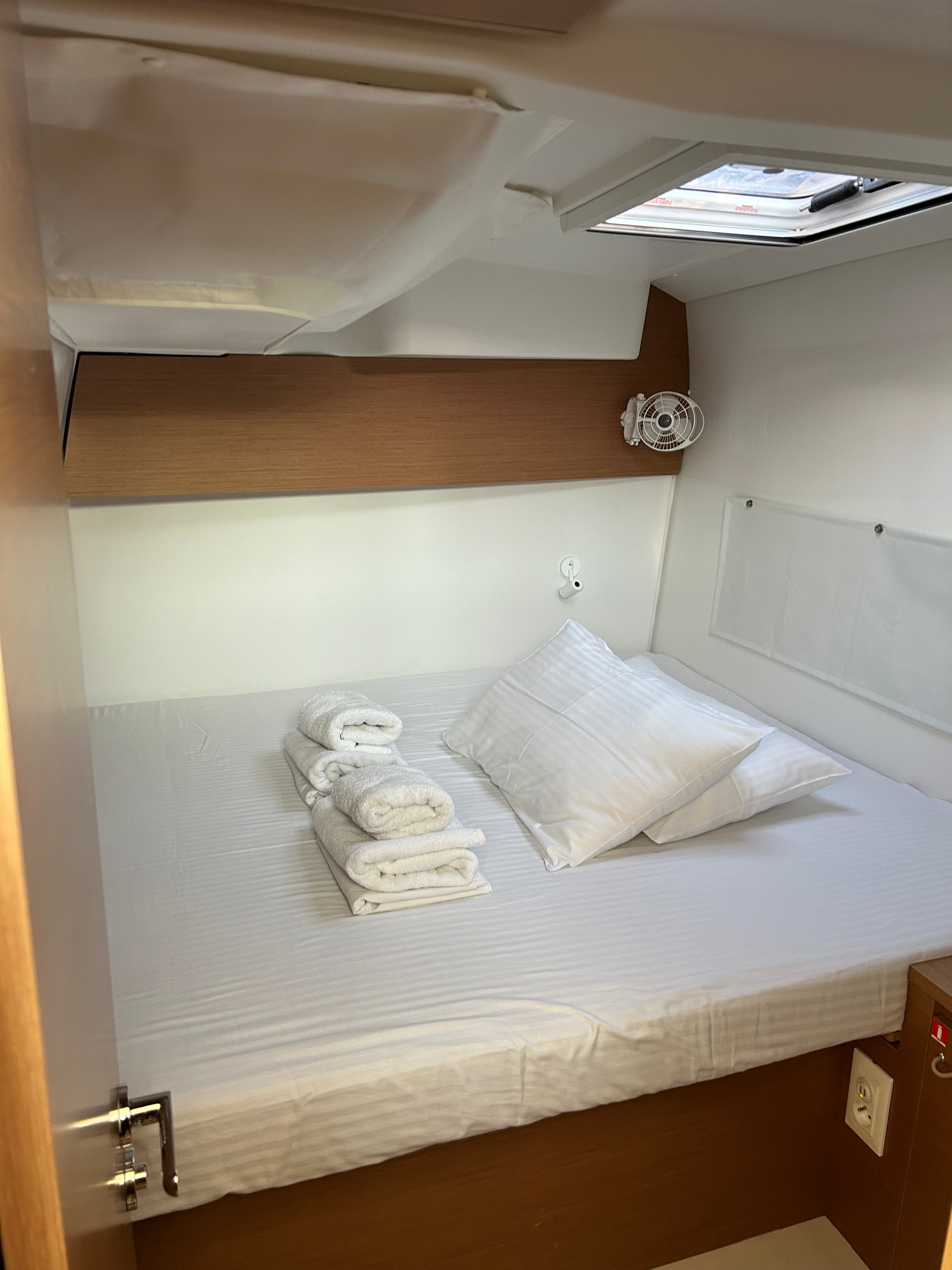 Eureka - Catamaran in Kos