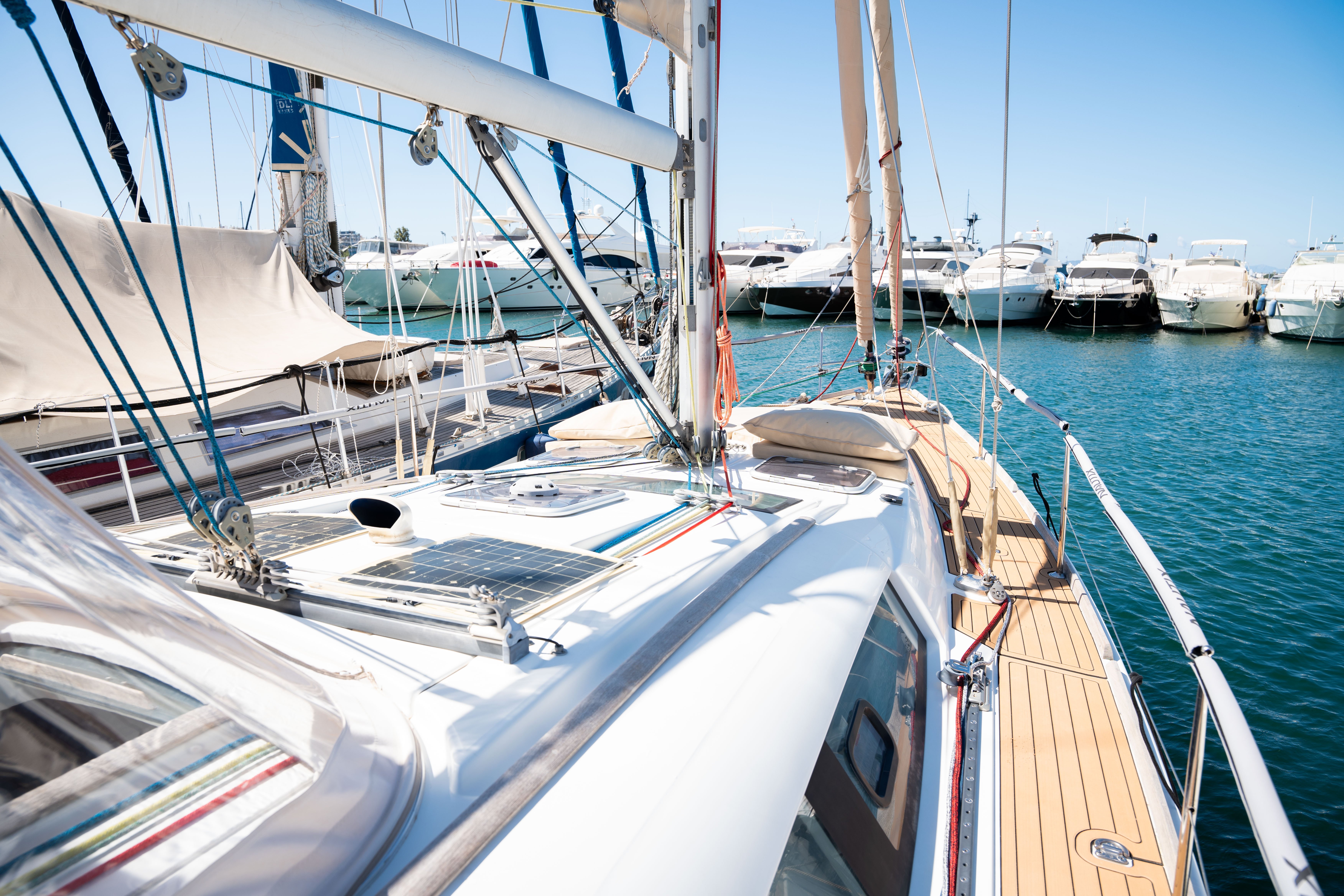 Anegada - Sailboat in Alimos