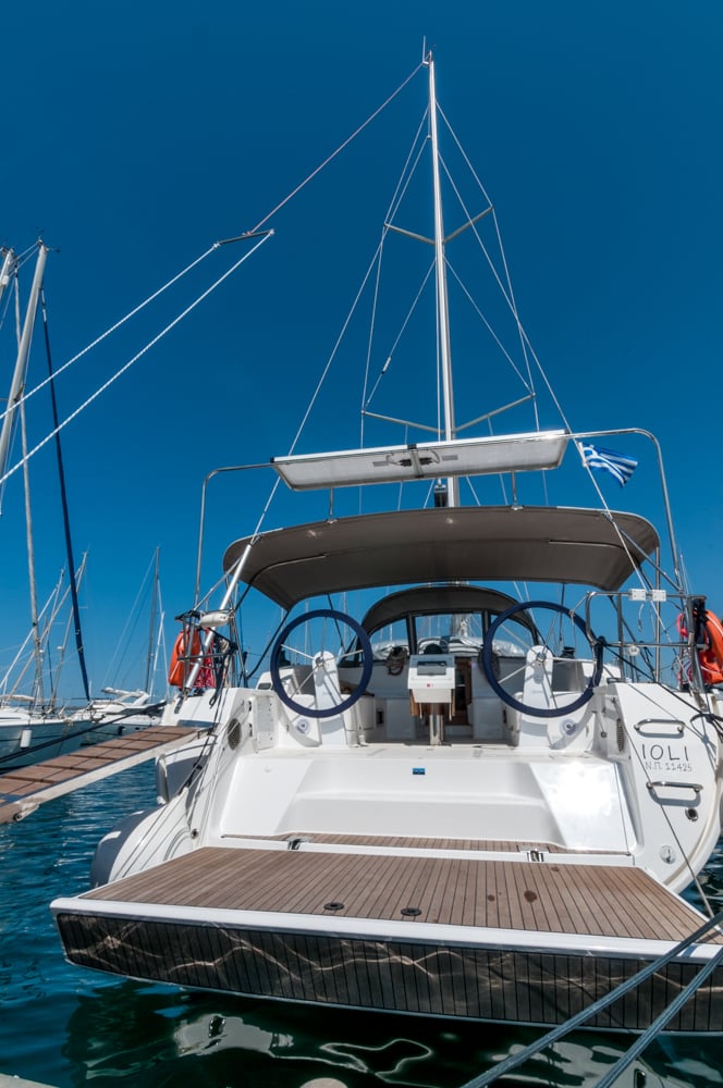 Ioli - Sailboat in Alimos