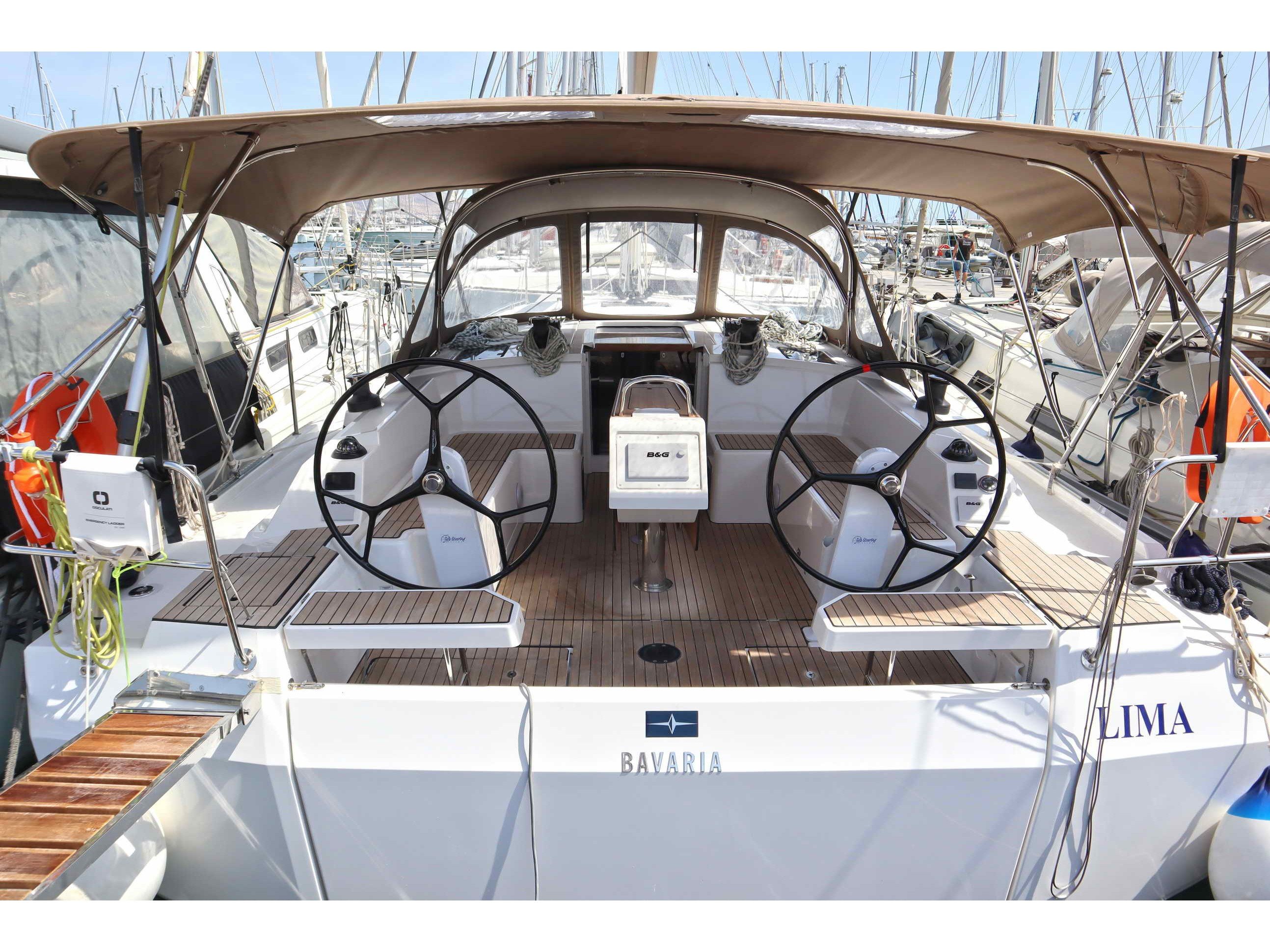 Lima - Yelkenli içinde Paros