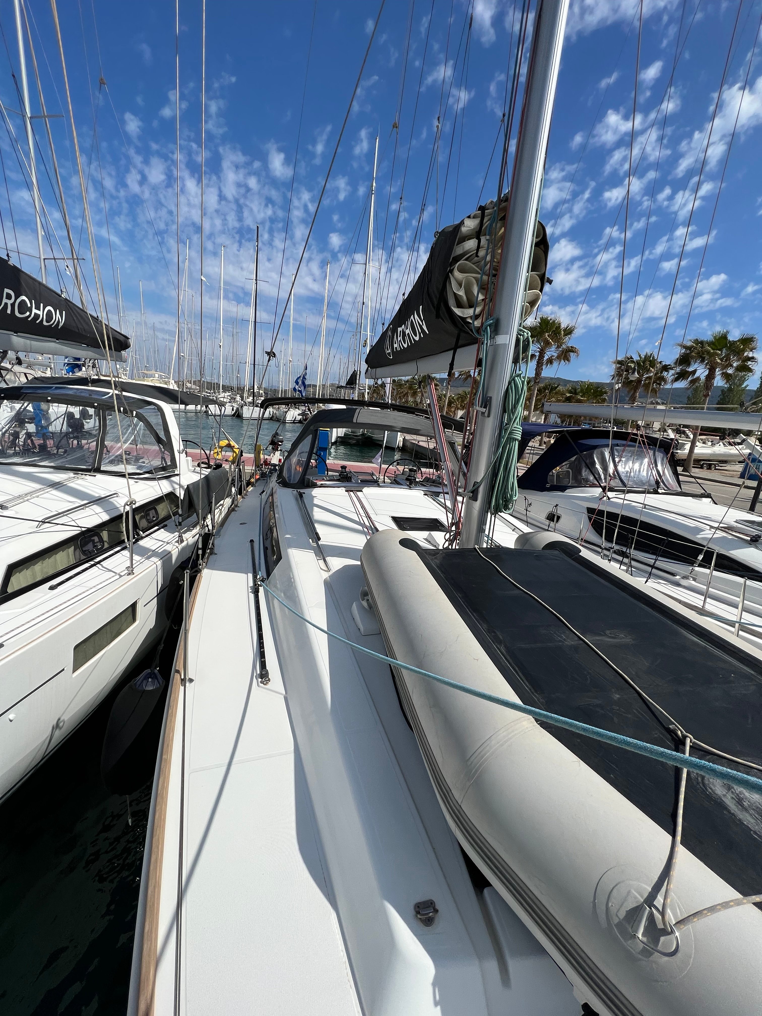 Aurora - Yelkenli içinde Rodos