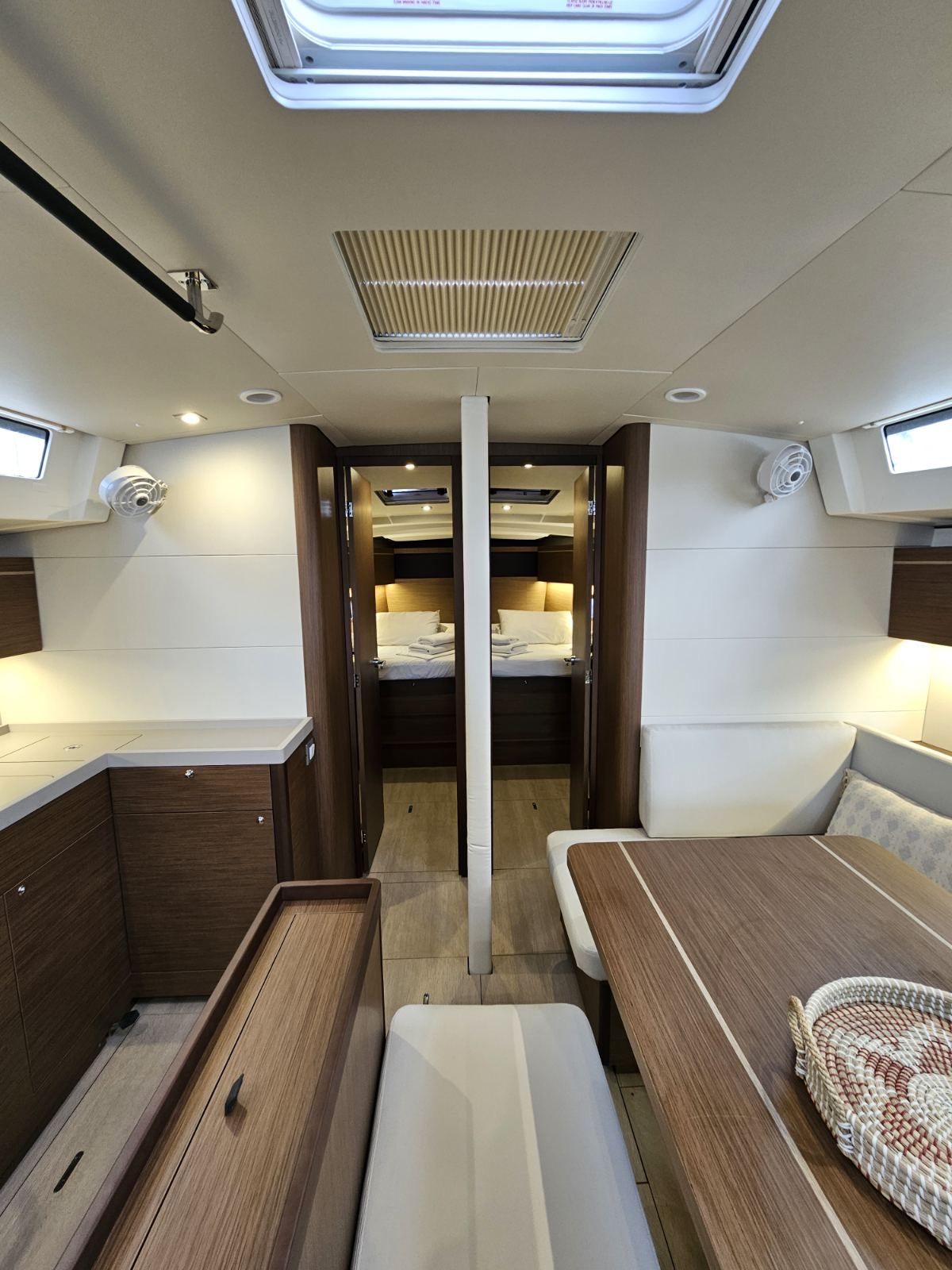 Julia - Yelkenli içinde Rodos