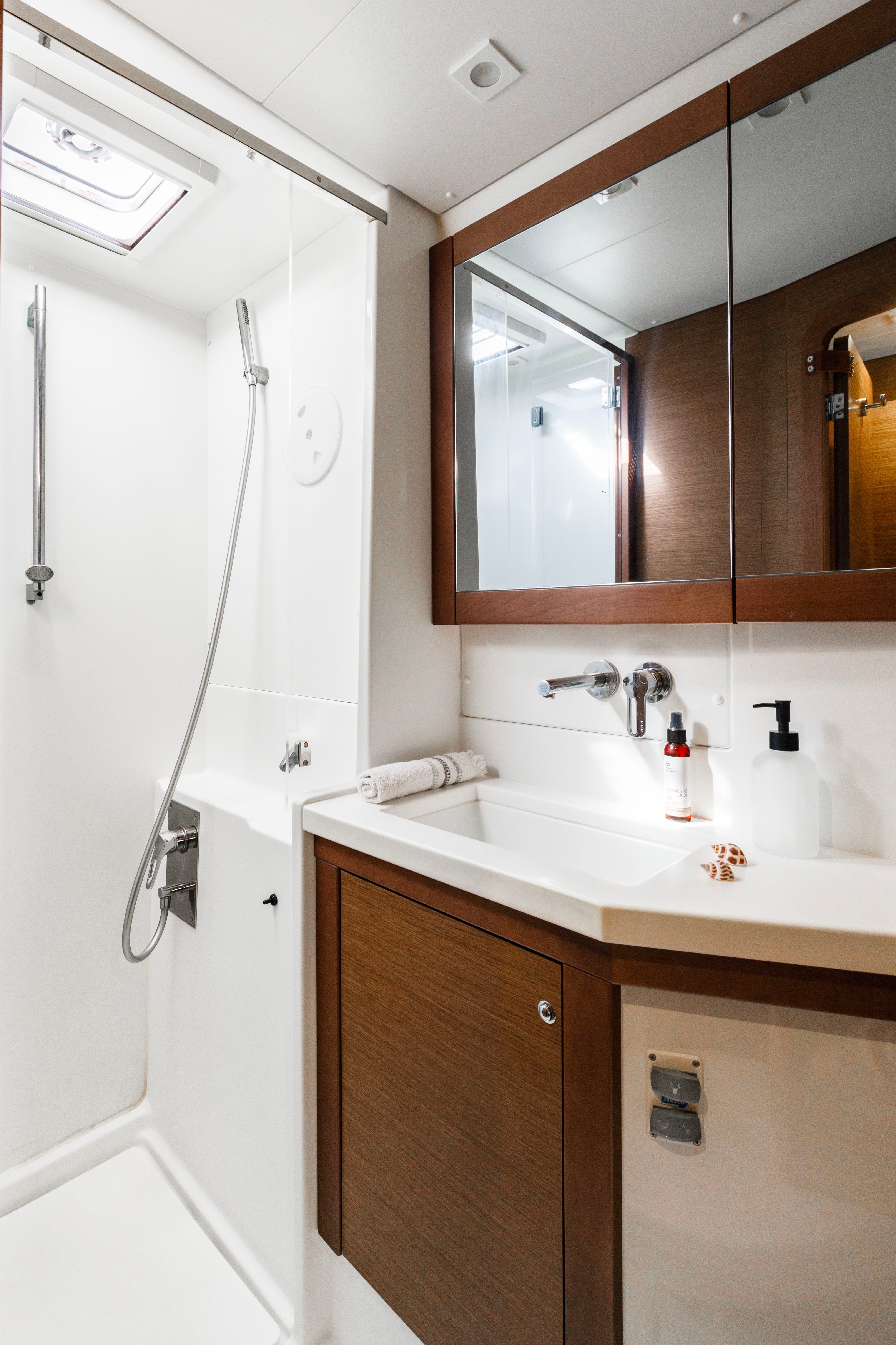 Greis - Katamaran içinde Rodos